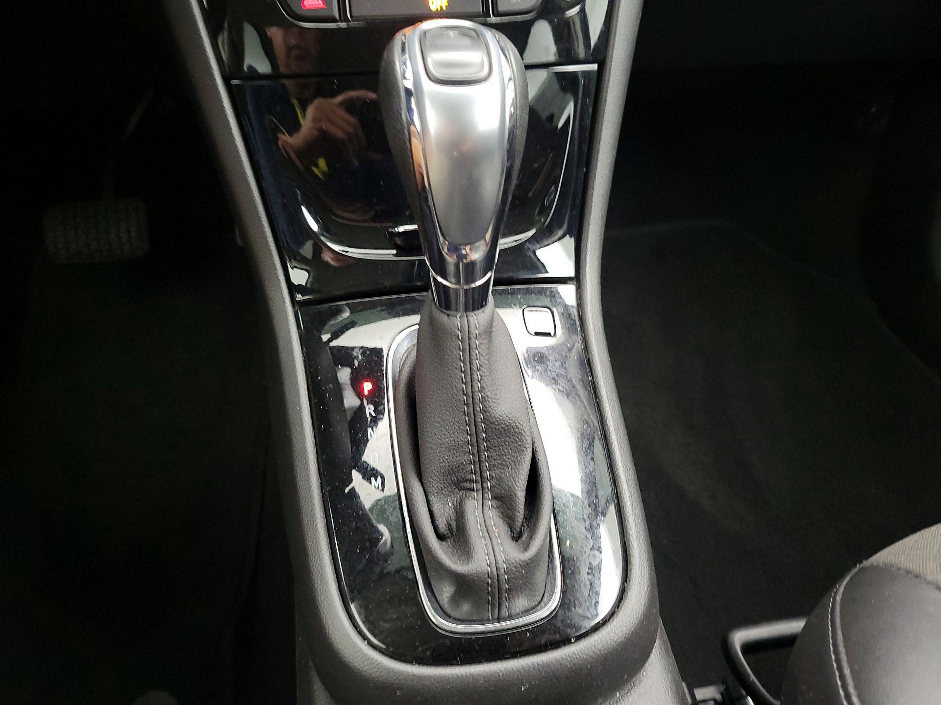 Thumbnail: 2019 Buick Encore - 17