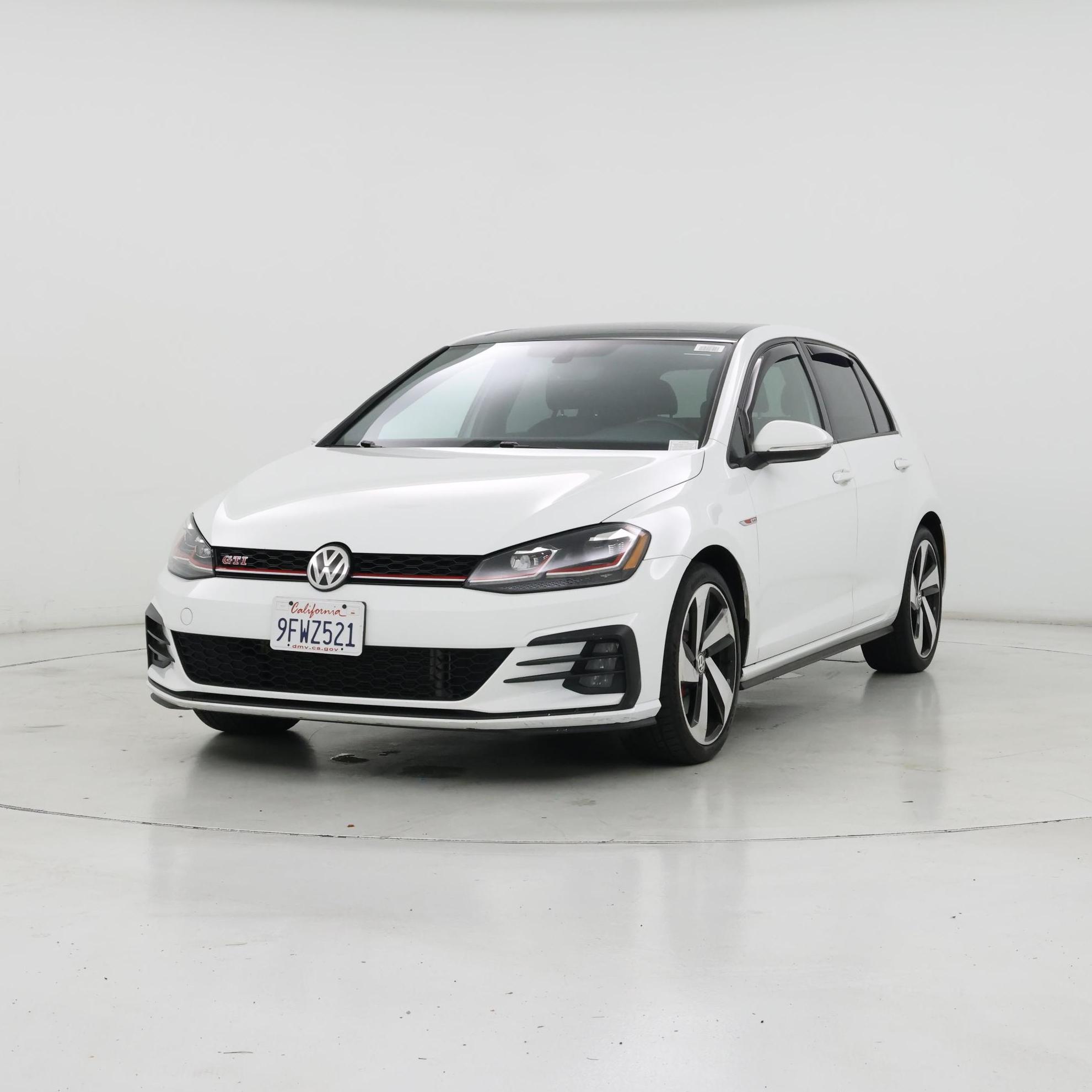 Thumbnail: 2019 Volkswagen Golf - 4
