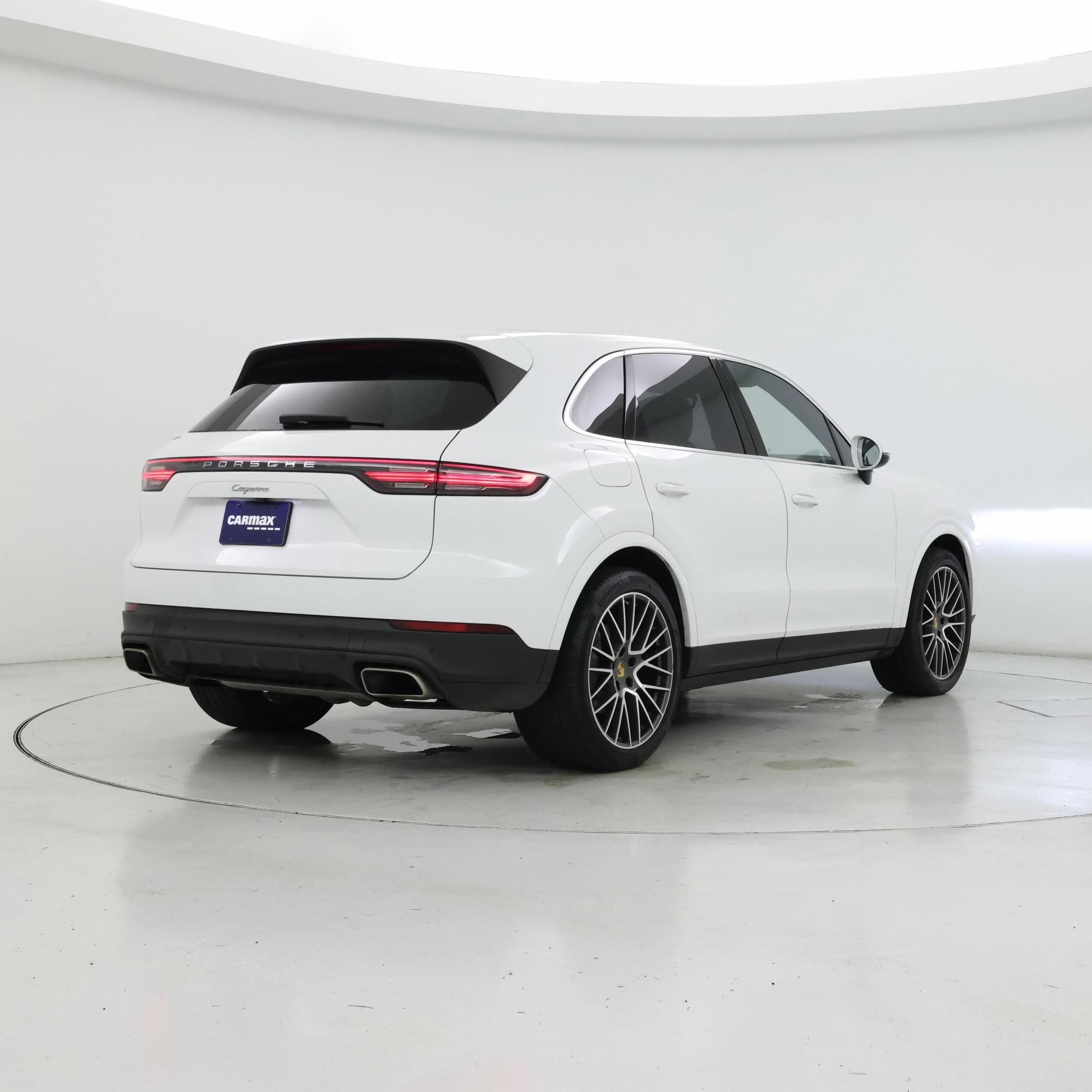Thumbnail: 2022 Porsche Cayenne - 8