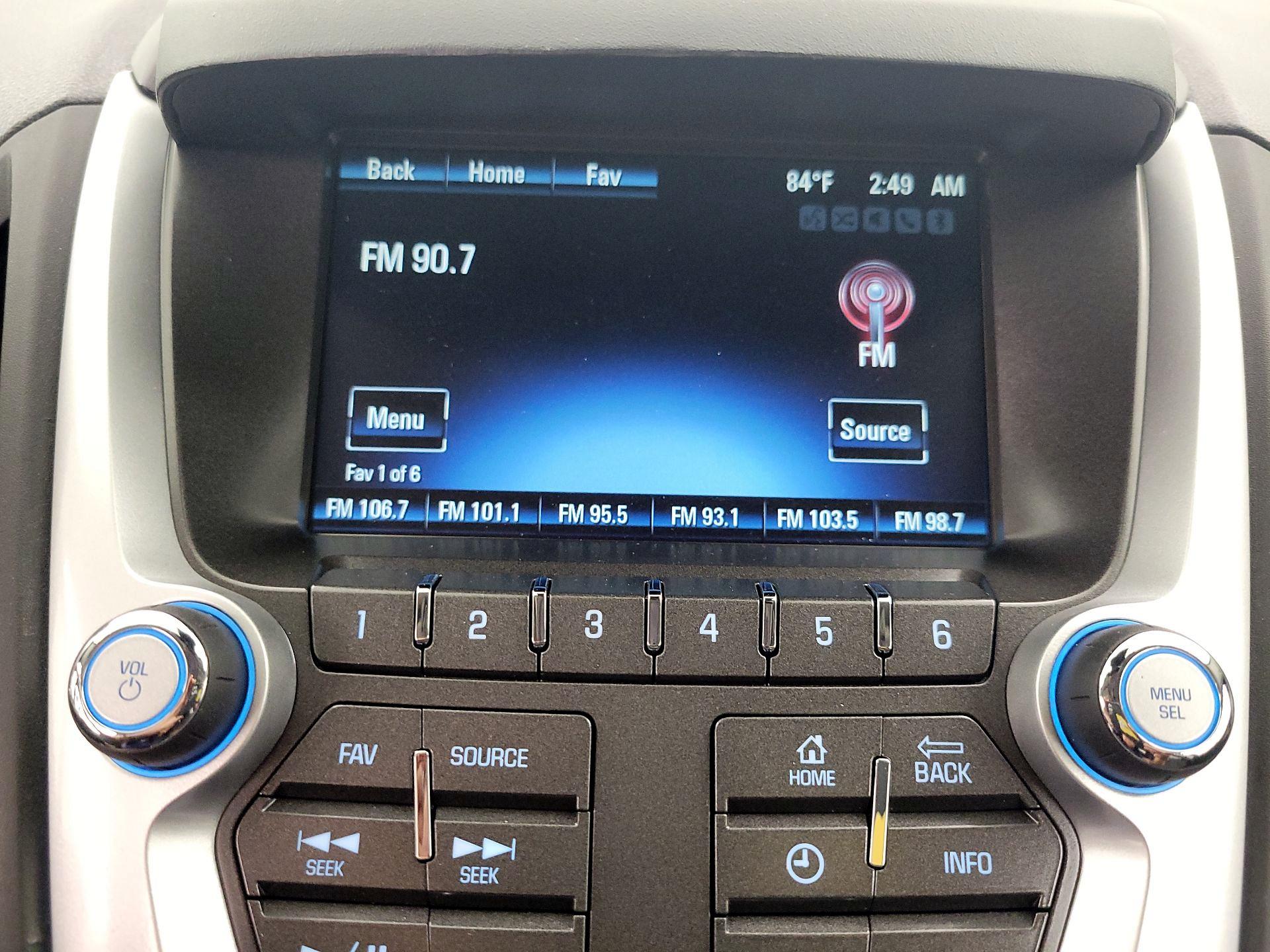 Thumbnail: 2015 Chevrolet Equinox - 15
