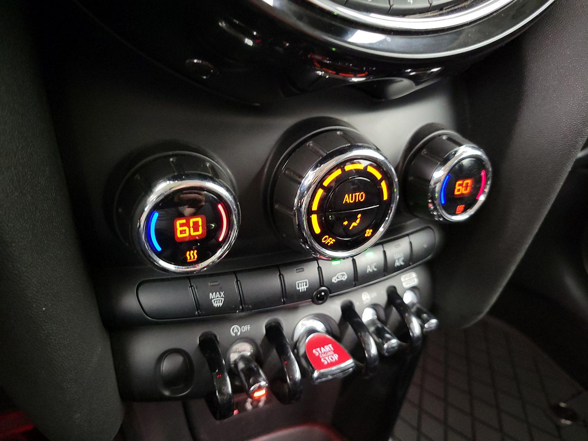 Thumbnail: 2018 MINI Cooper - 16
