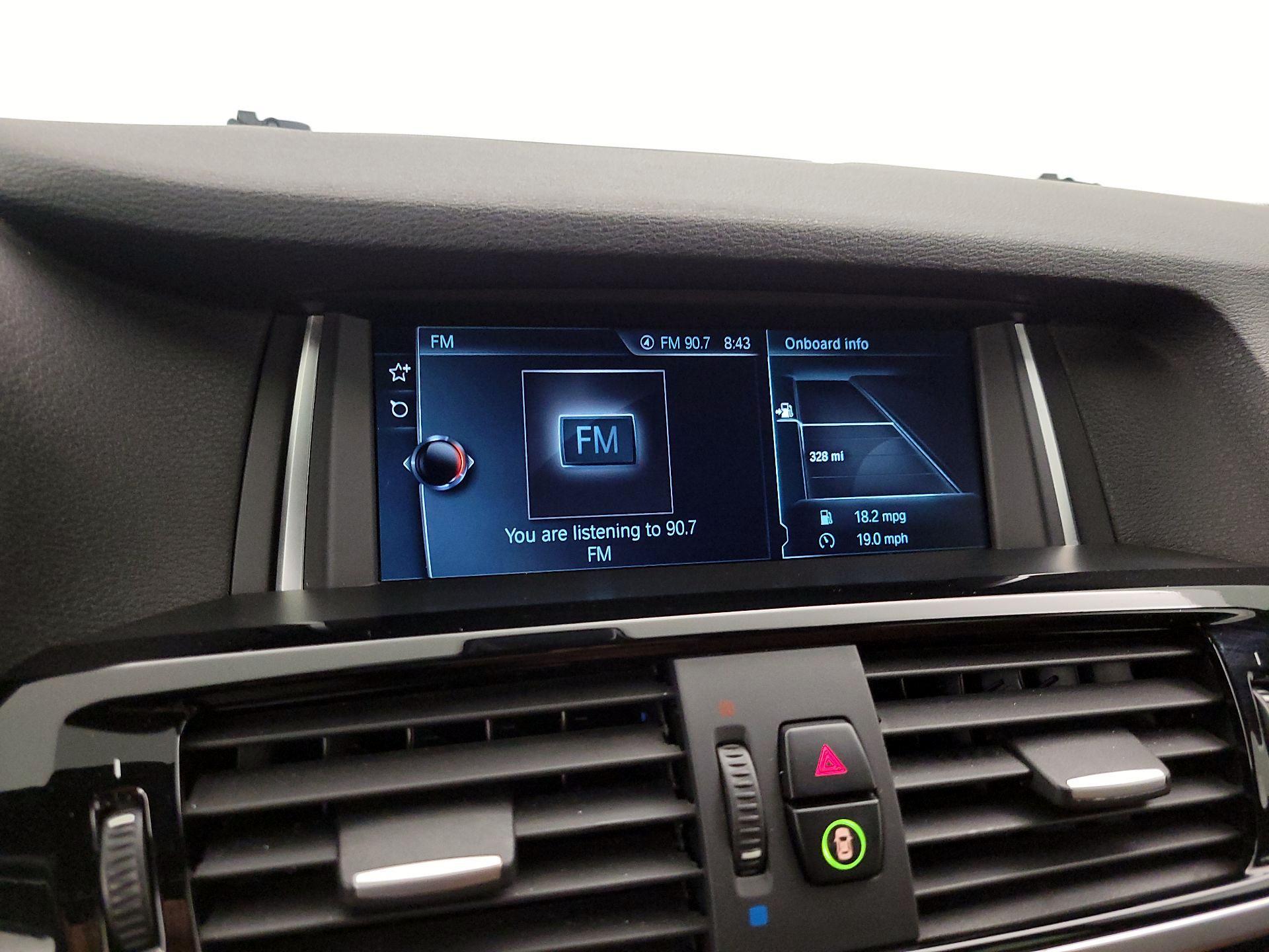 Thumbnail: 2017 BMW X4 - 16