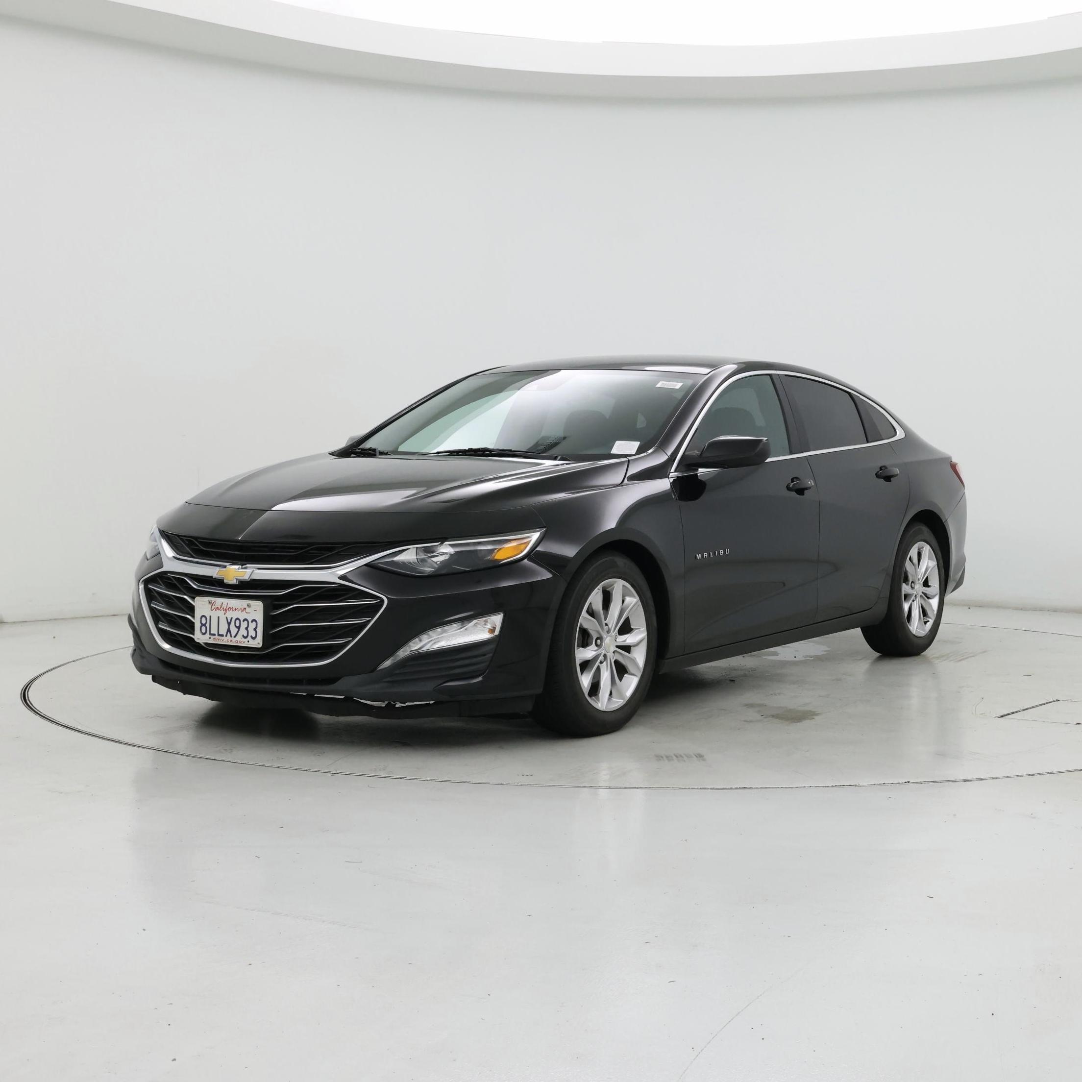Thumbnail: 2019 Chevrolet Malibu - 4