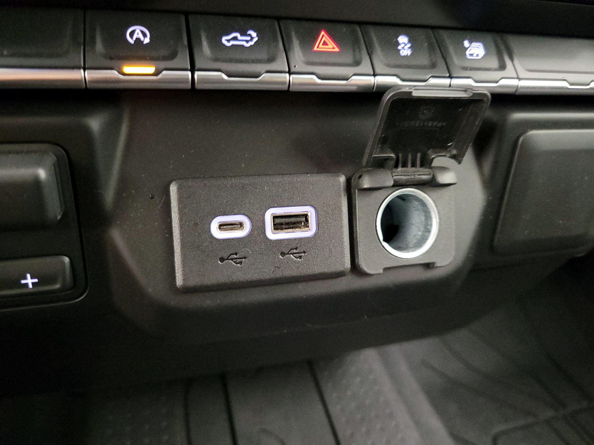 Thumbnail: 2021 Chevrolet Silverado 1500 - 18