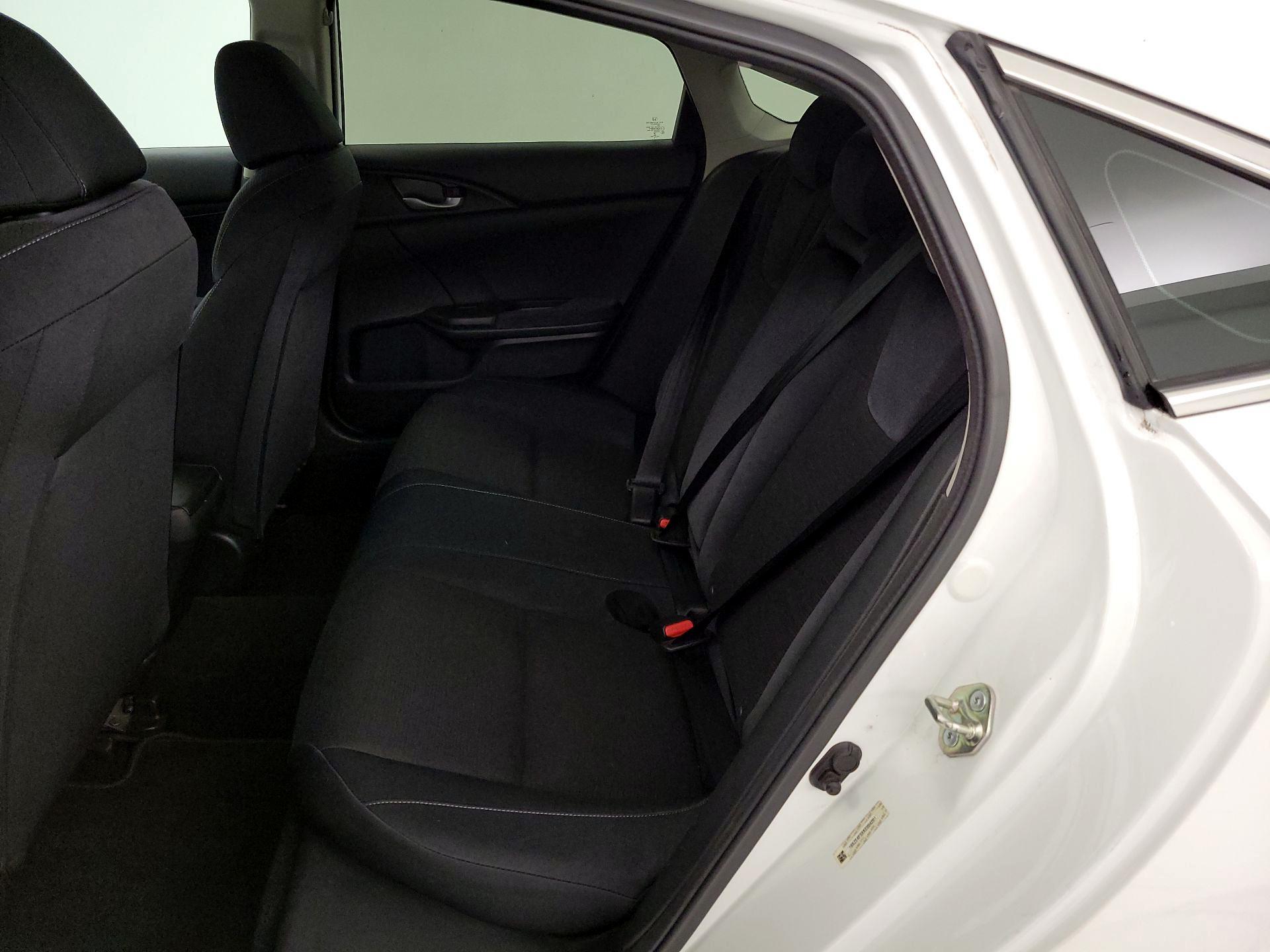 Thumbnail: 2019 Honda Insight - 19