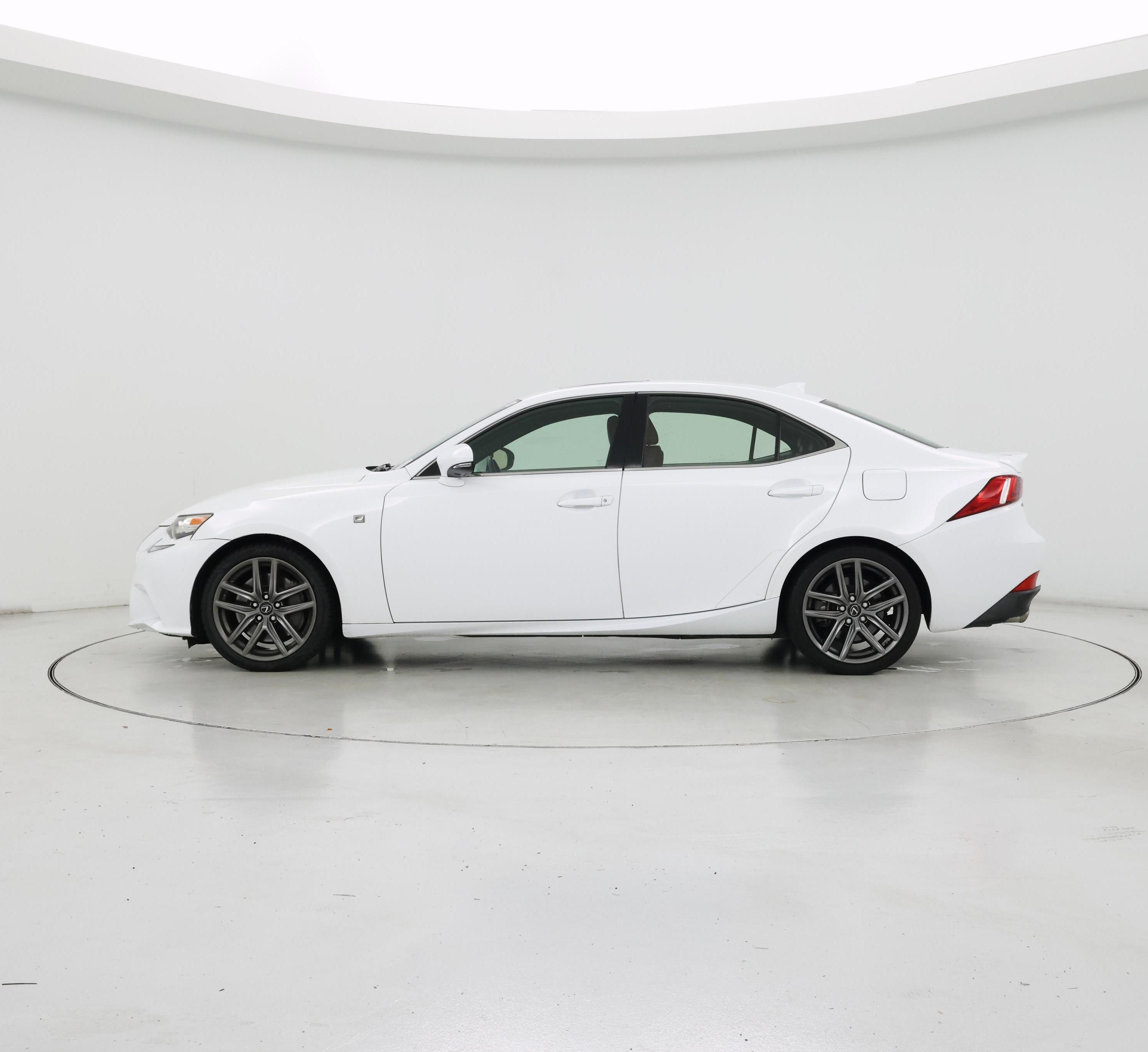 Thumbnail: 2016 Lexus IS - 3