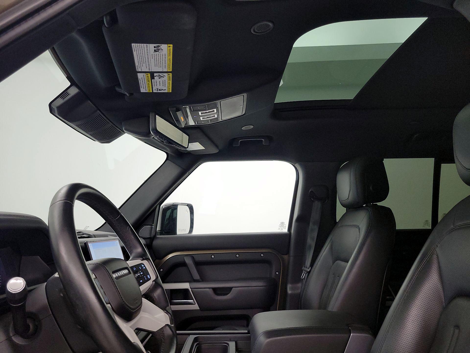 Thumbnail: 2022 Land Rover Defender - 20