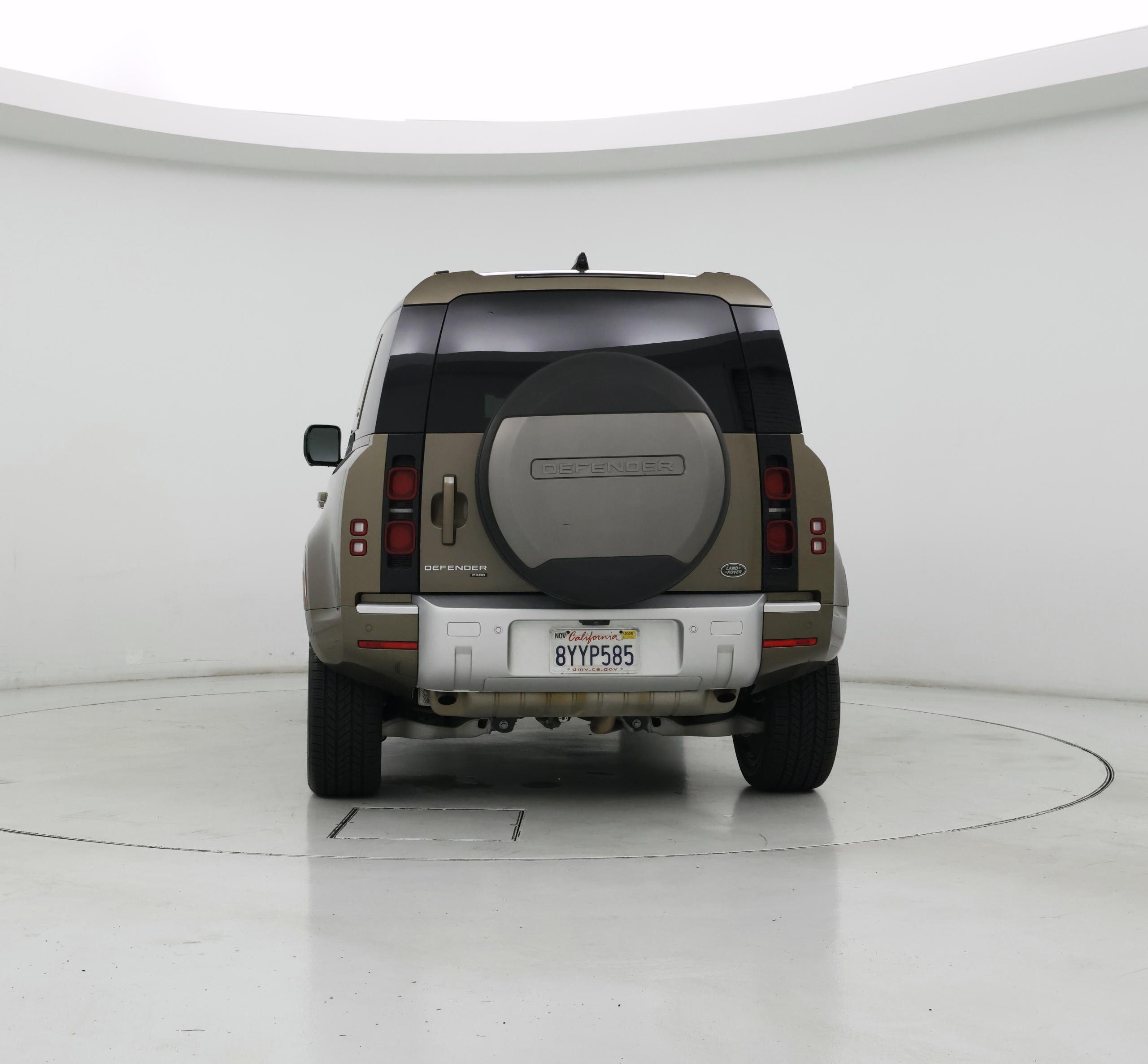 Thumbnail: 2022 Land Rover Defender - 6