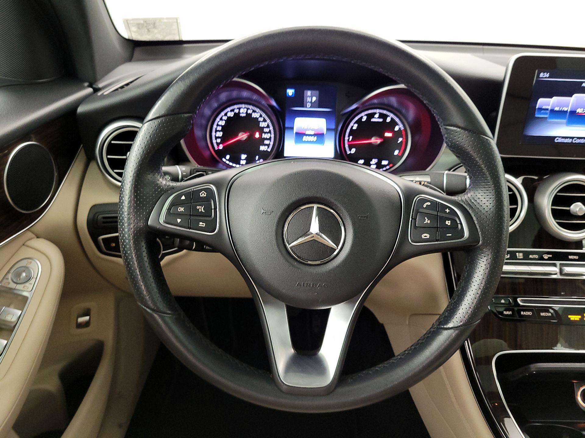 Thumbnail: 2017 Mercedes-Benz GLC - 10