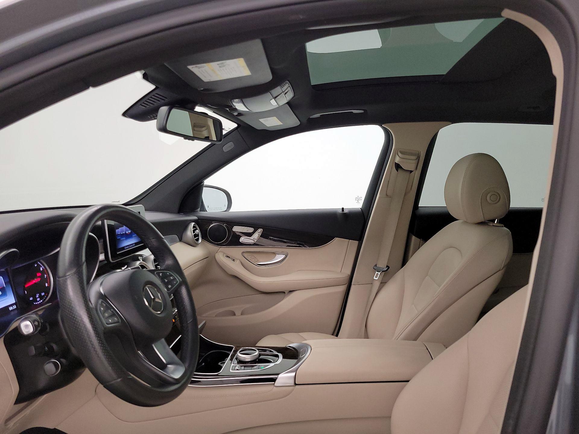 Thumbnail: 2017 Mercedes-Benz GLC - 18