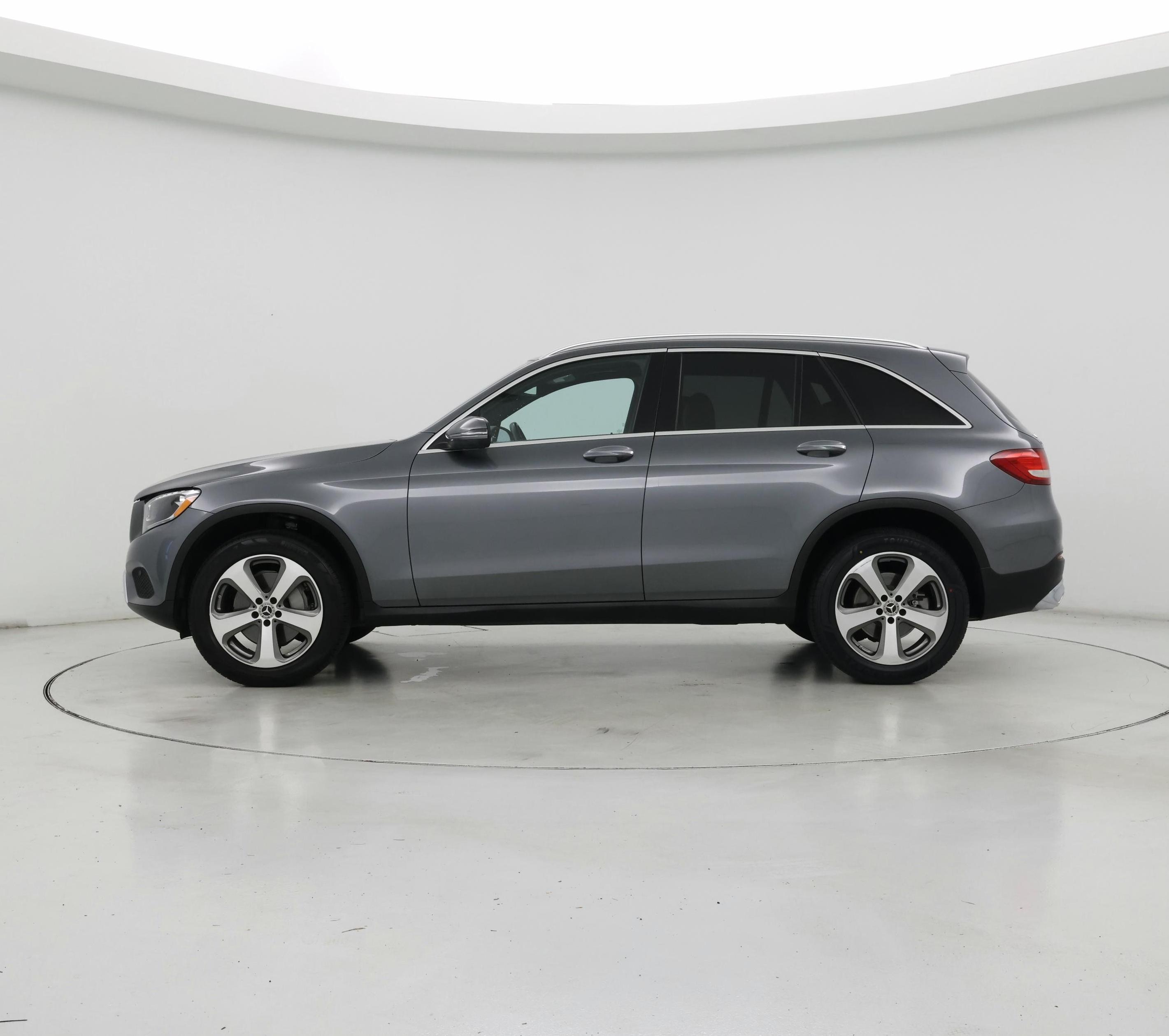 Thumbnail: 2017 Mercedes-Benz GLC - 3