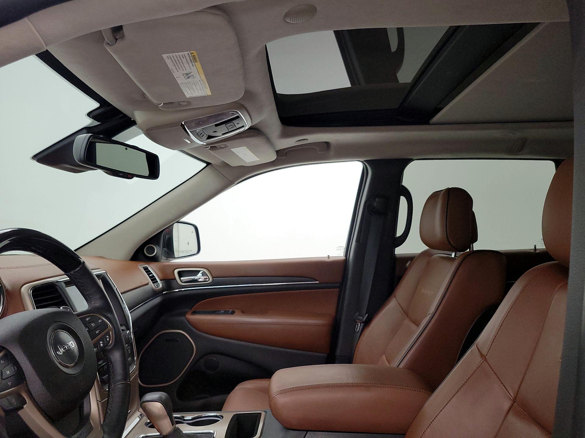 Thumbnail: 2016 Jeep Grand Cherokee - 20