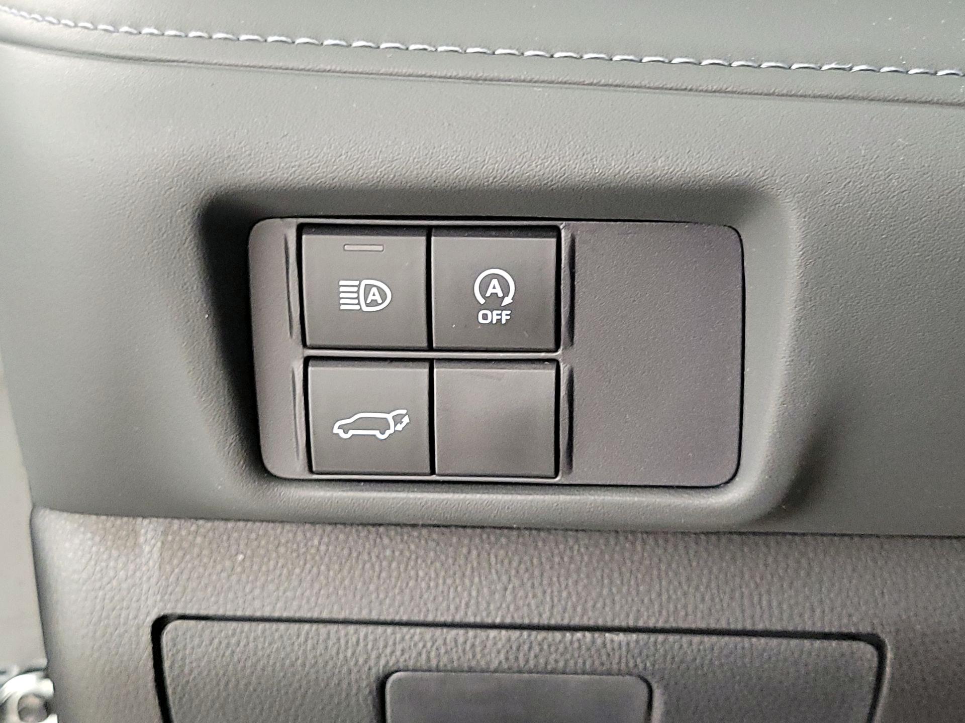 Thumbnail: 2024 Toyota Highlander - 13