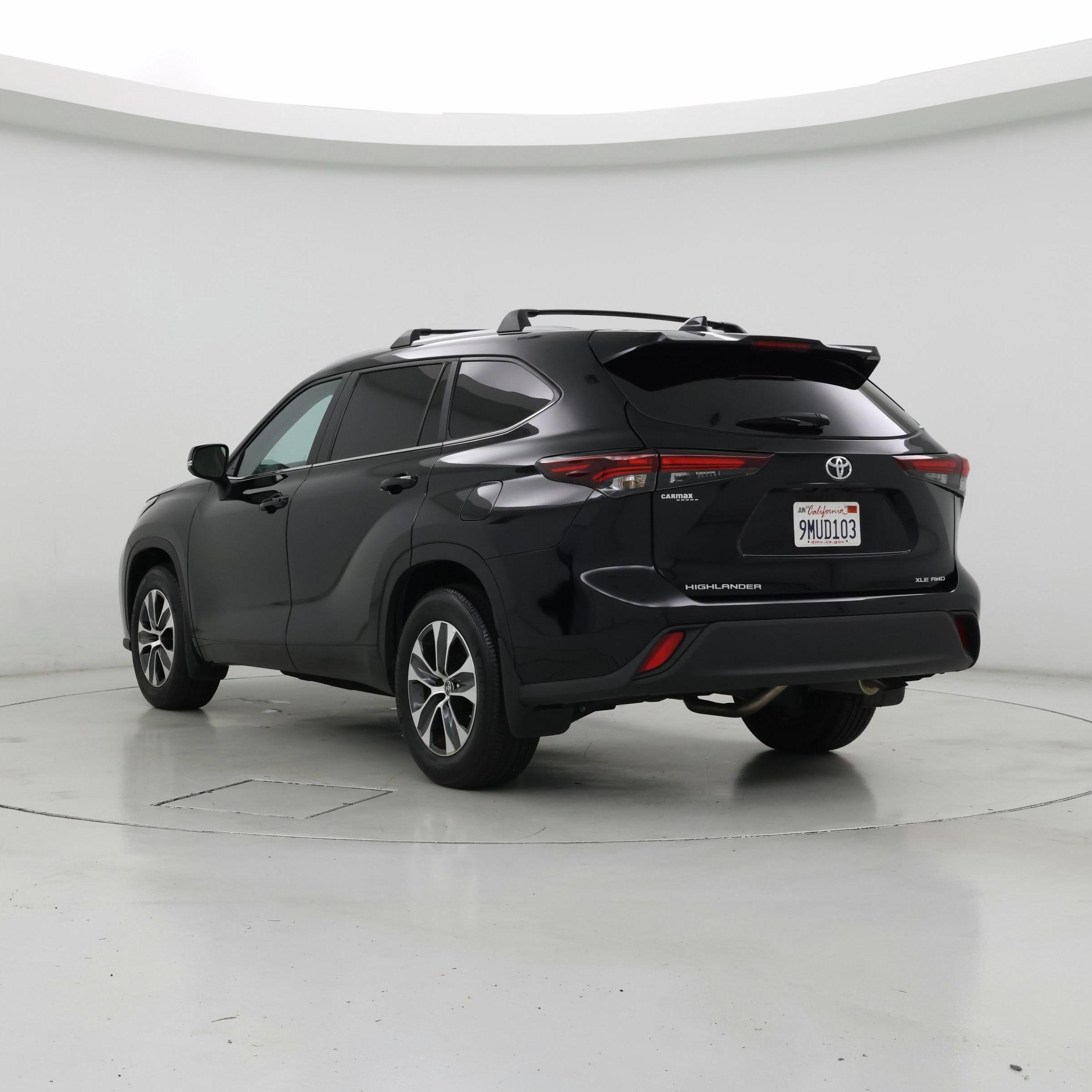 Thumbnail: 2024 Toyota Highlander - 2