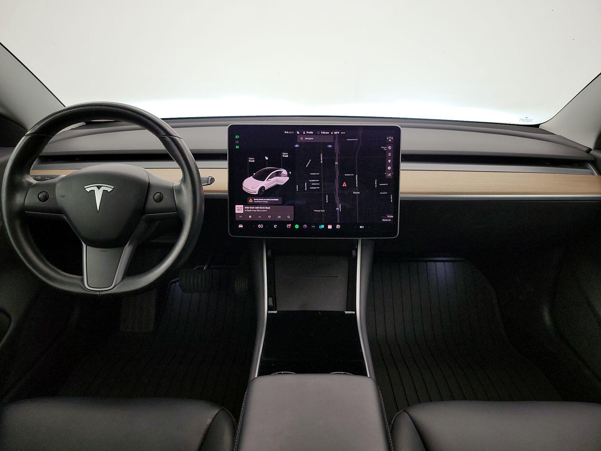 Thumbnail: 2019 Tesla Model 3 - 9