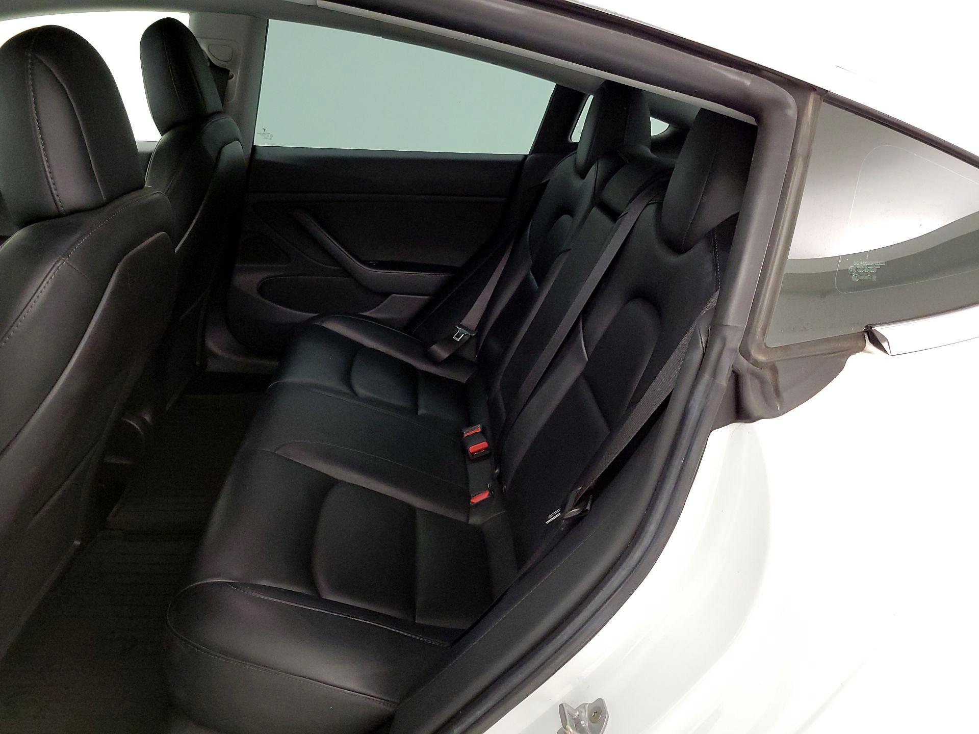Thumbnail: 2019 Tesla Model 3 - 18