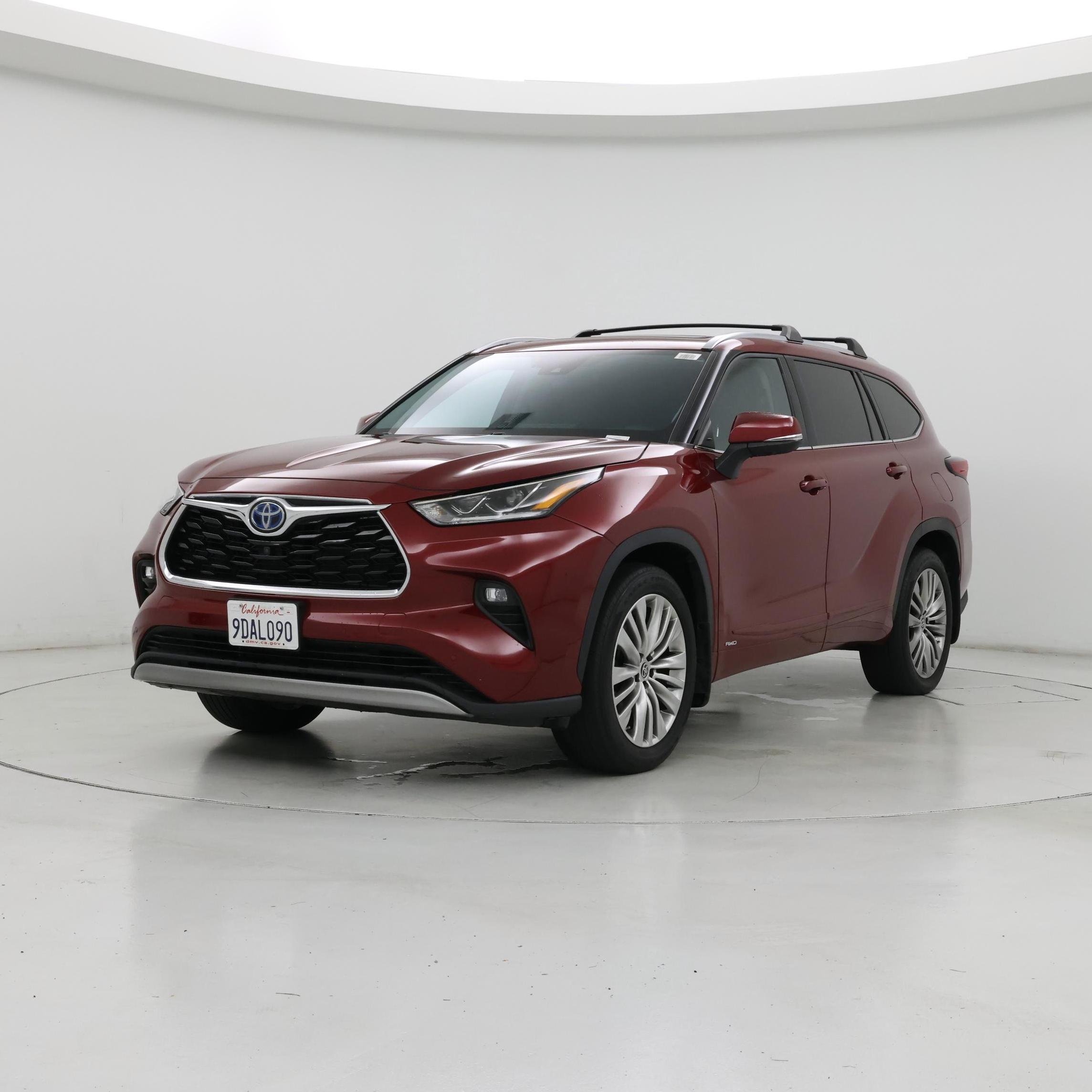 Thumbnail: 2022 Toyota Highlander - 4