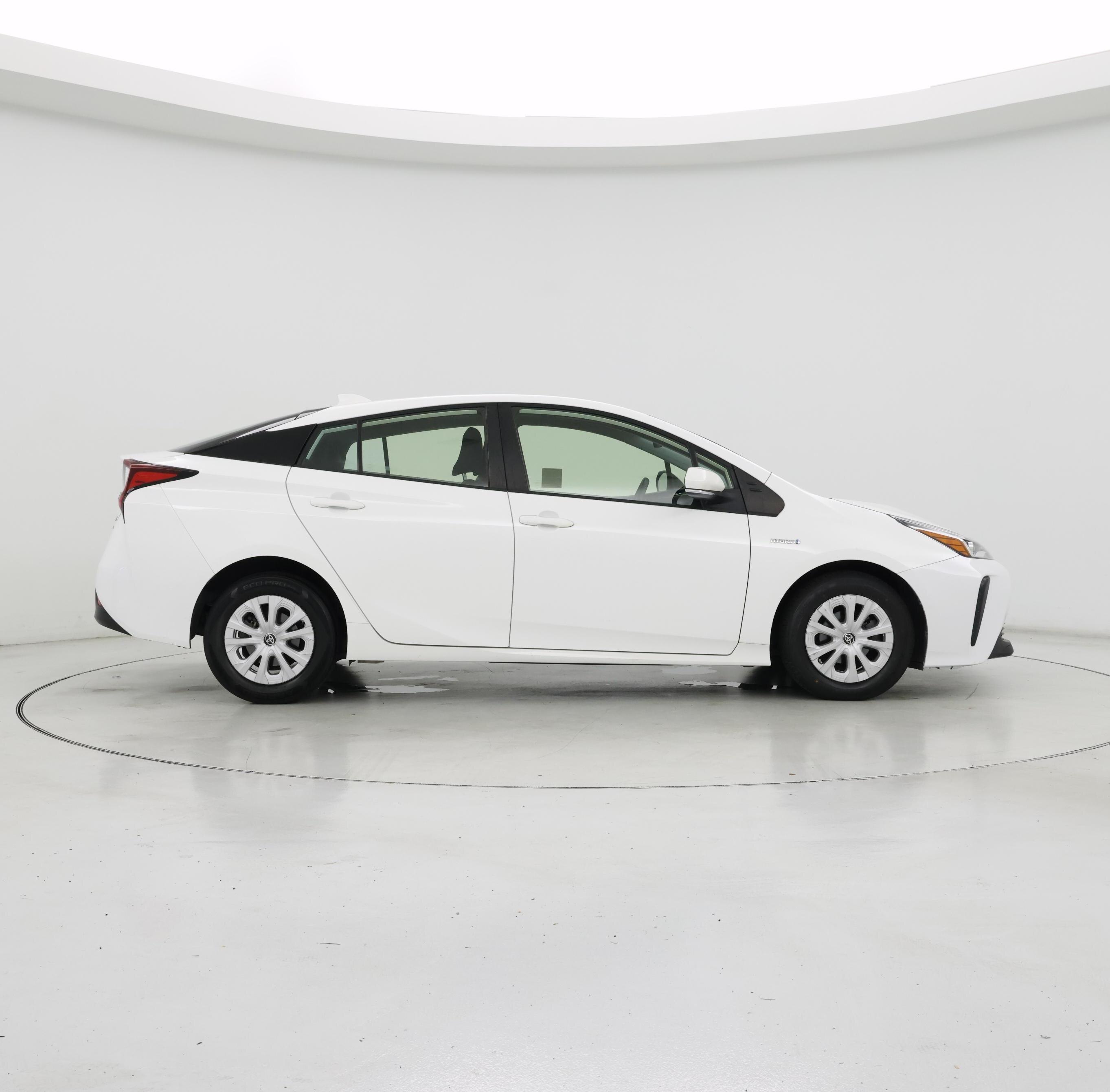 Thumbnail: 2021 Toyota Prius - 7