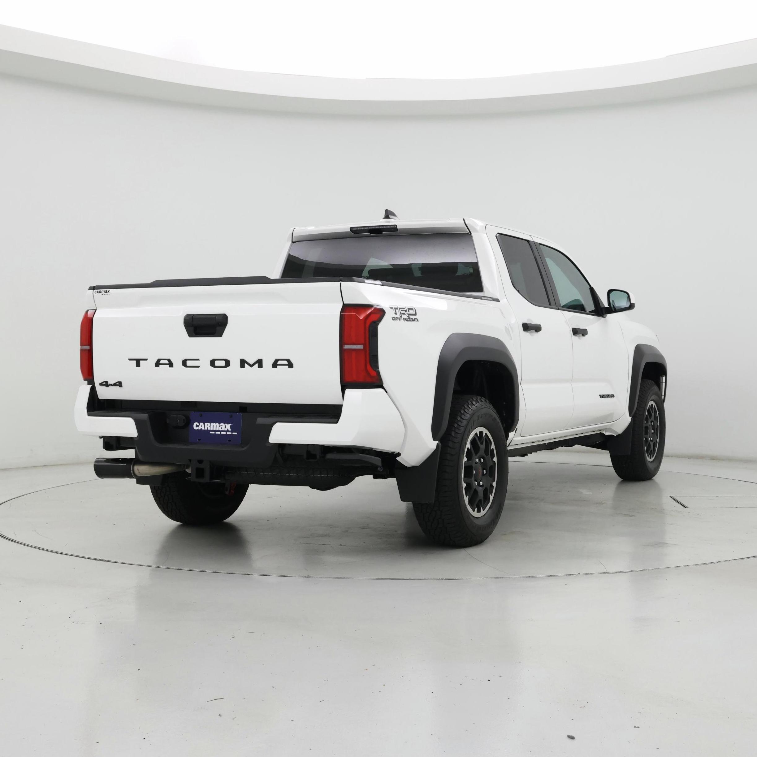 Thumbnail: 2024 Toyota Tacoma - 8
