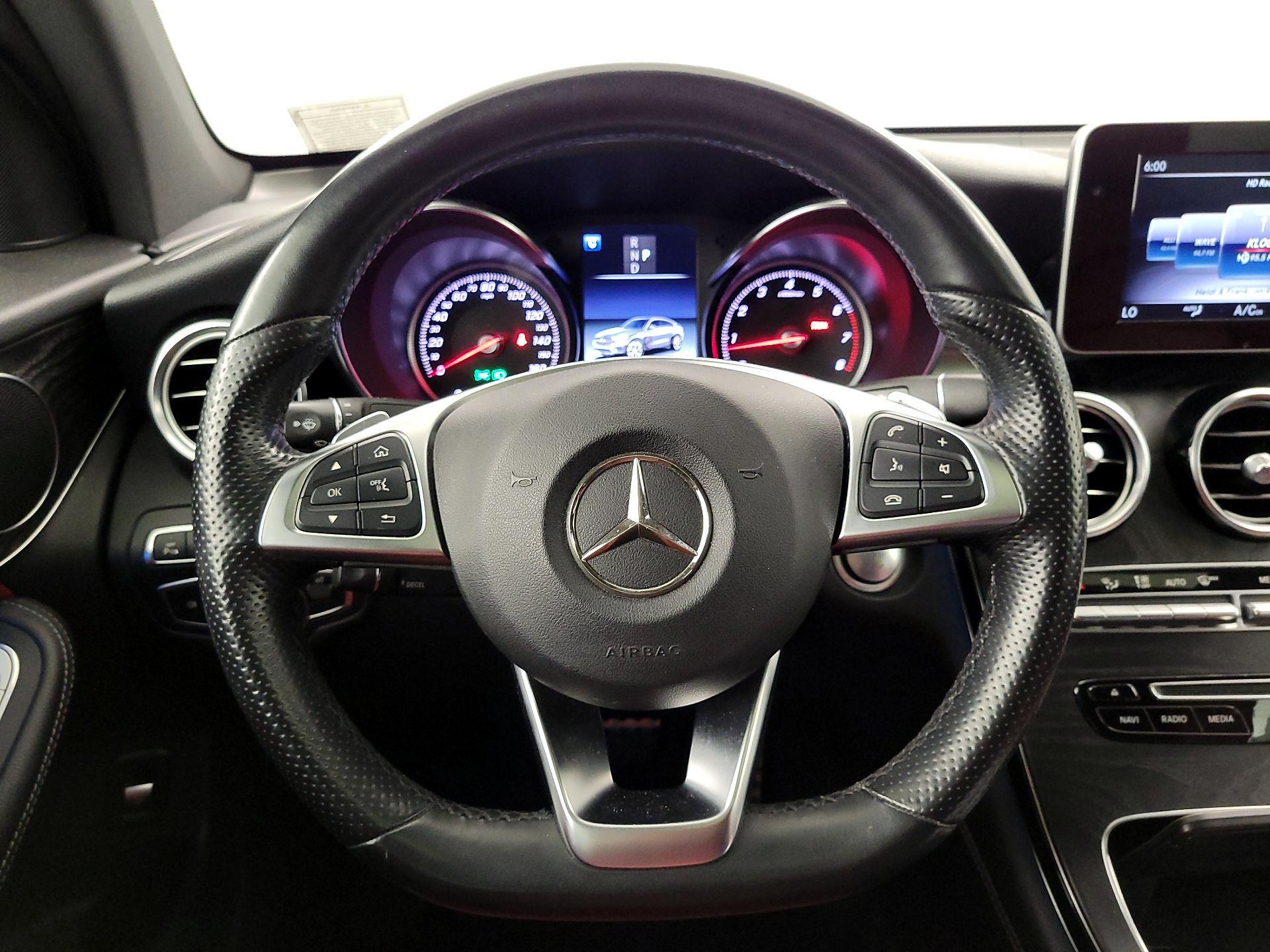 Thumbnail: 2018 Mercedes-Benz GLC - 10