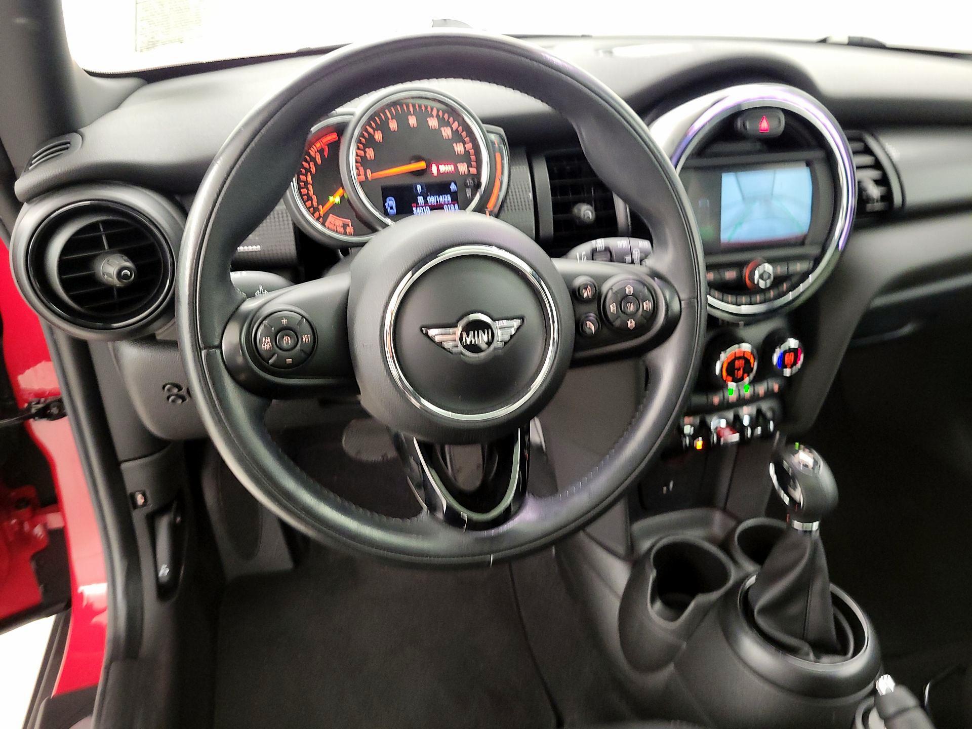 Thumbnail: 2019 MINI Cooper Hardtop - 10