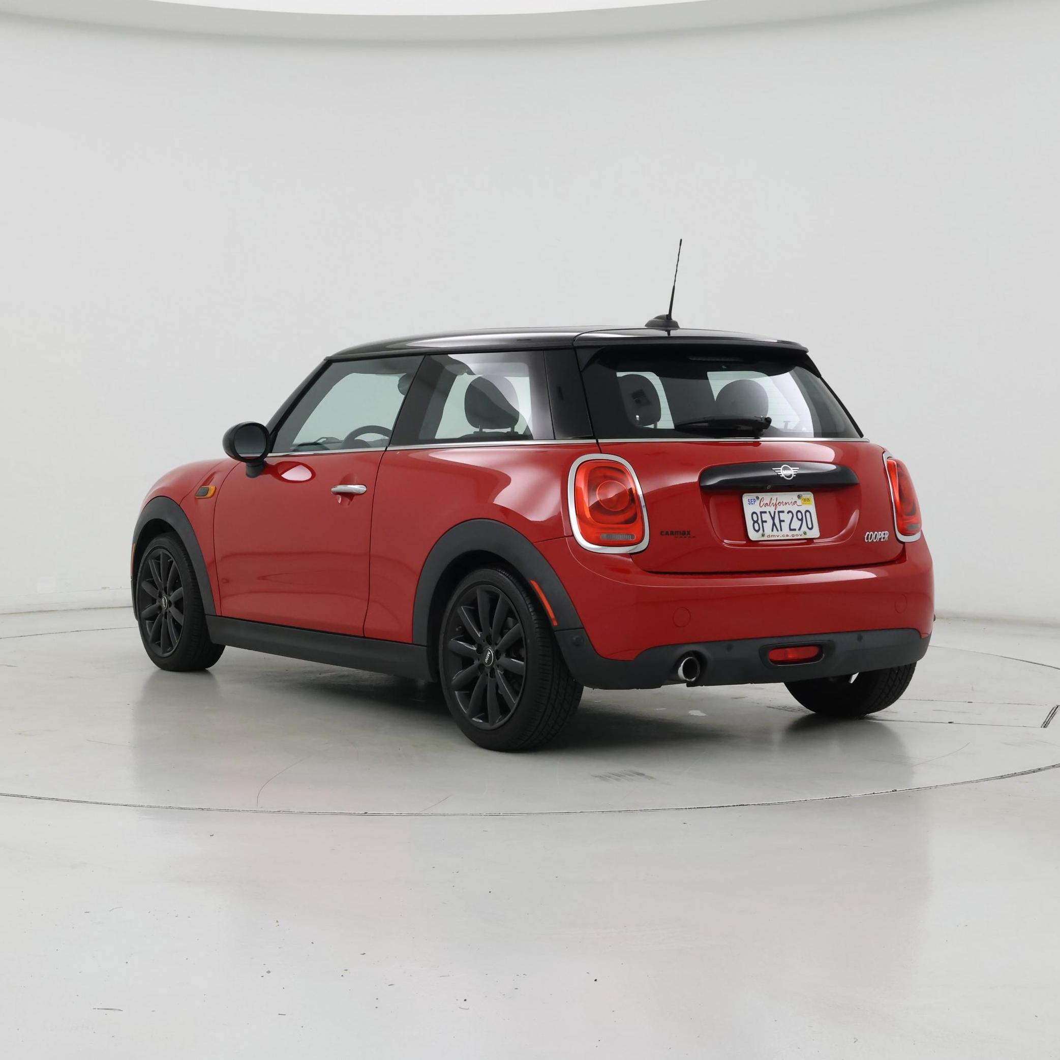 Thumbnail: 2019 MINI Cooper Hardtop - 2