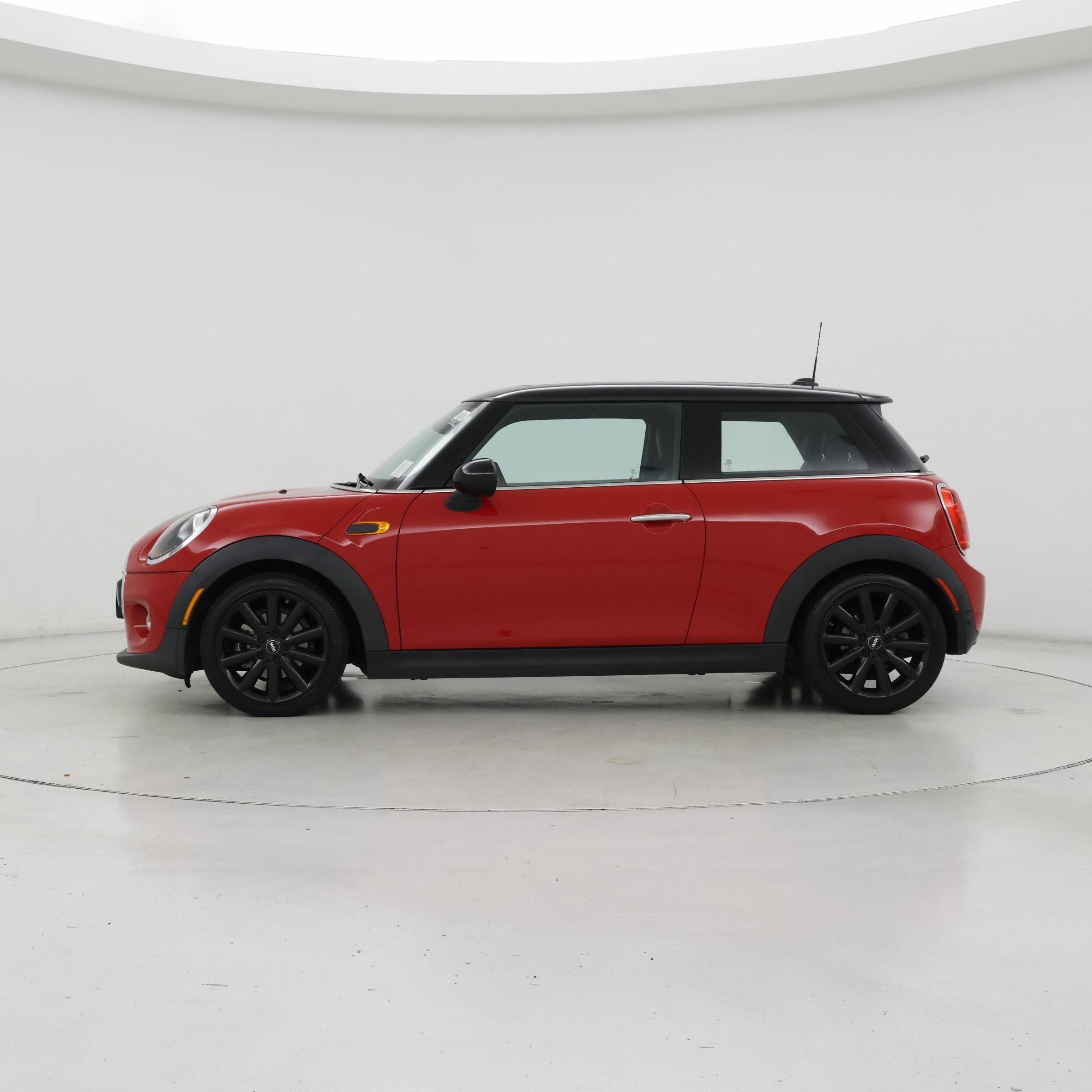 Thumbnail: 2019 MINI Cooper Hardtop - 3