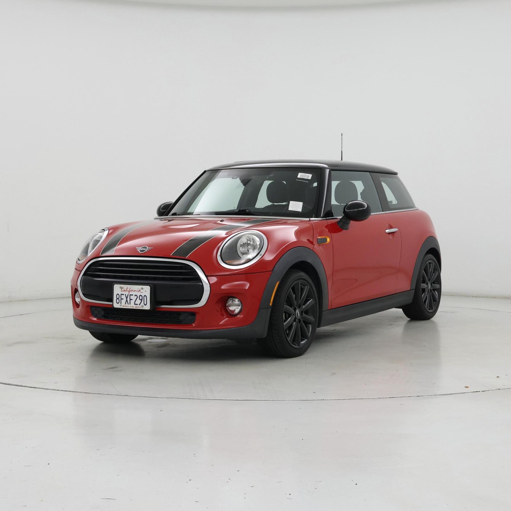 Thumbnail: 2019 MINI Cooper Hardtop - 4