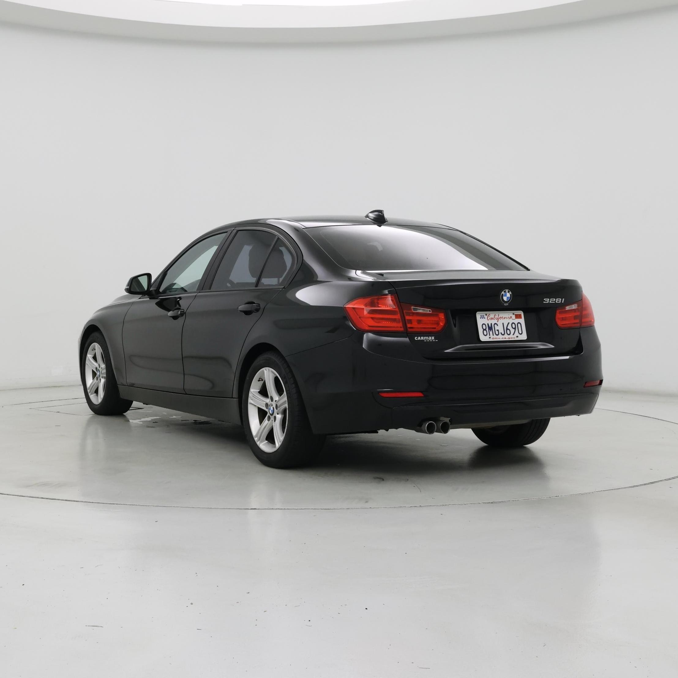 Thumbnail: 2015 BMW 3 Series - 2