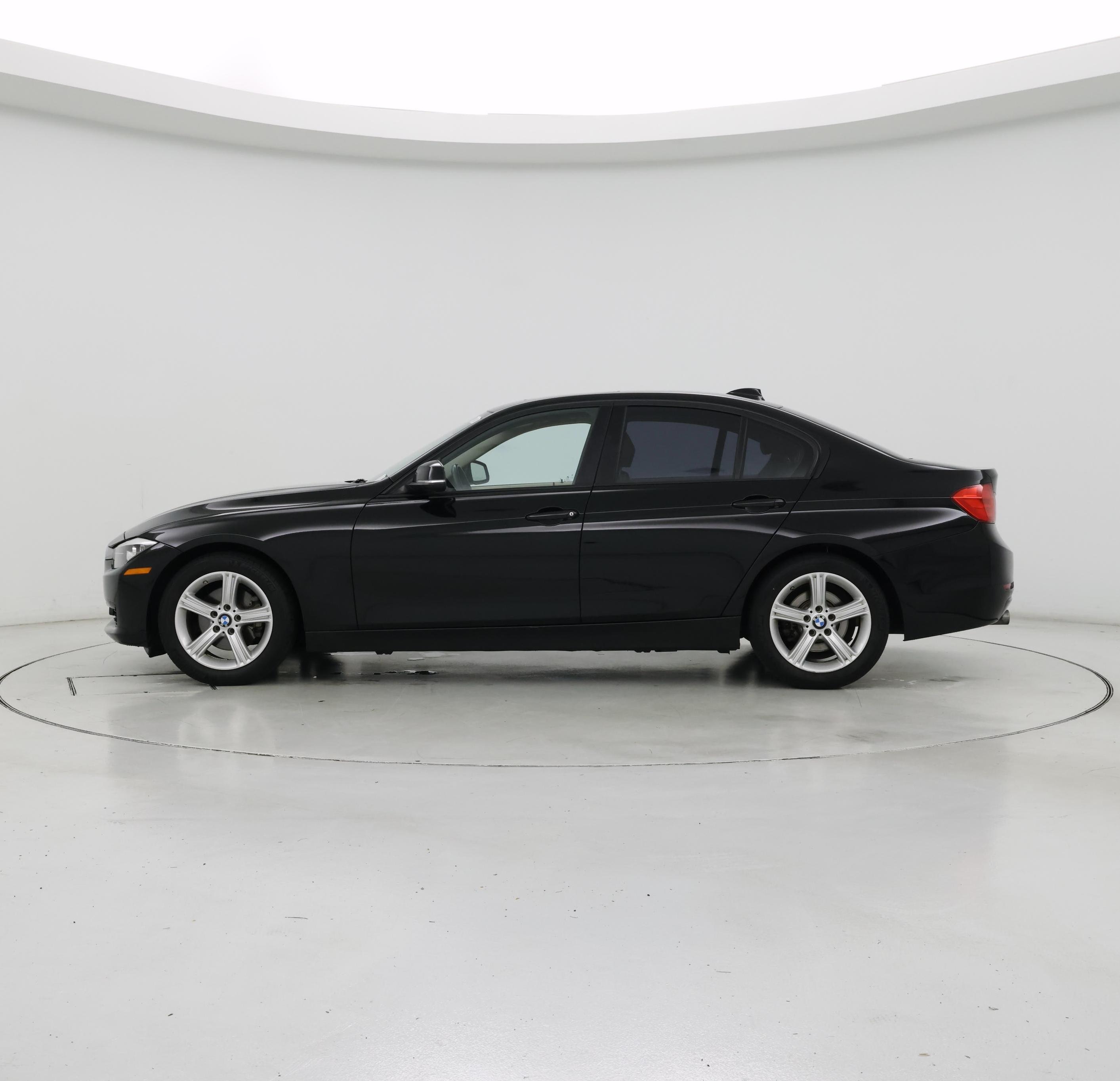 Thumbnail: 2015 BMW 3 Series - 3