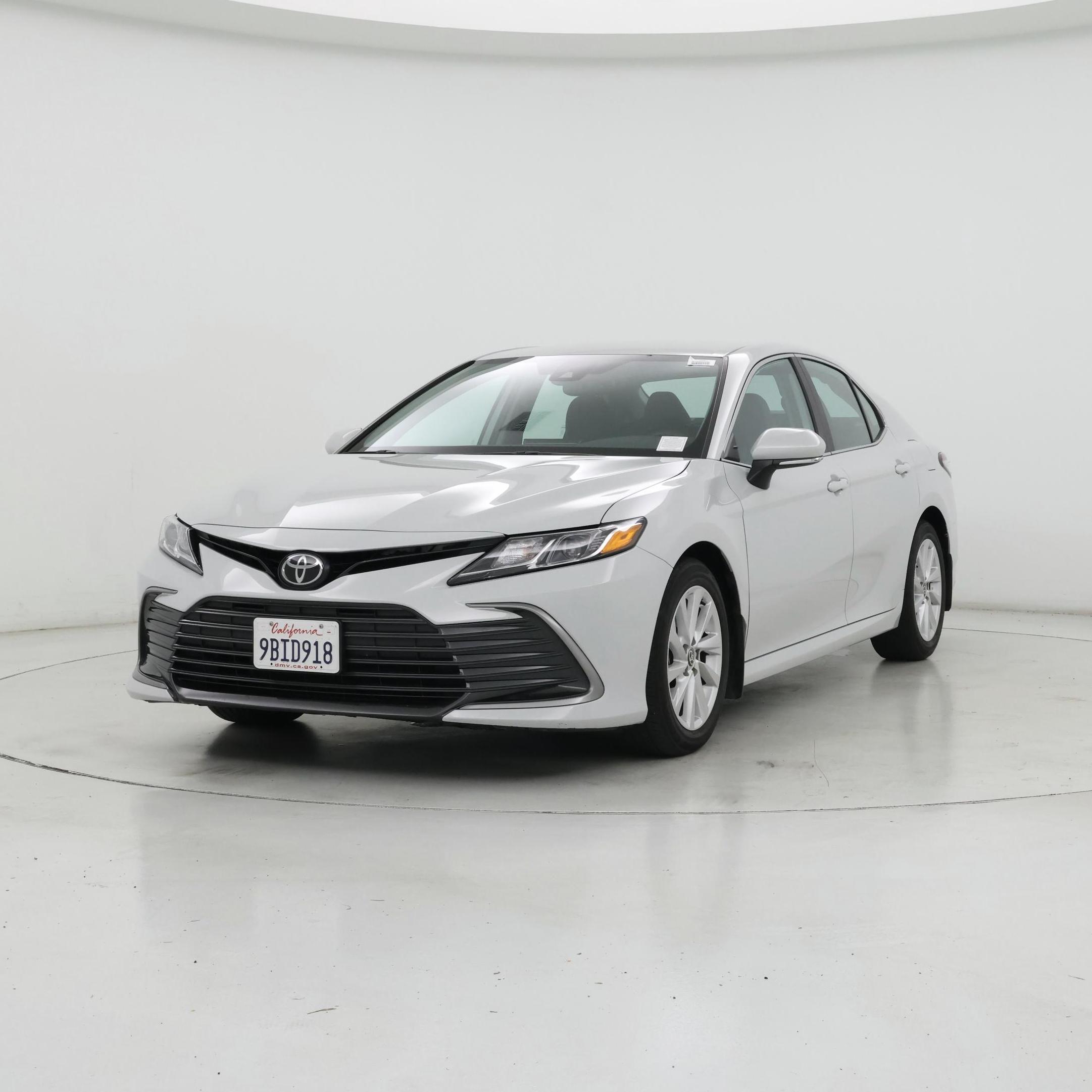 Thumbnail: 2022 Toyota Camry - 4