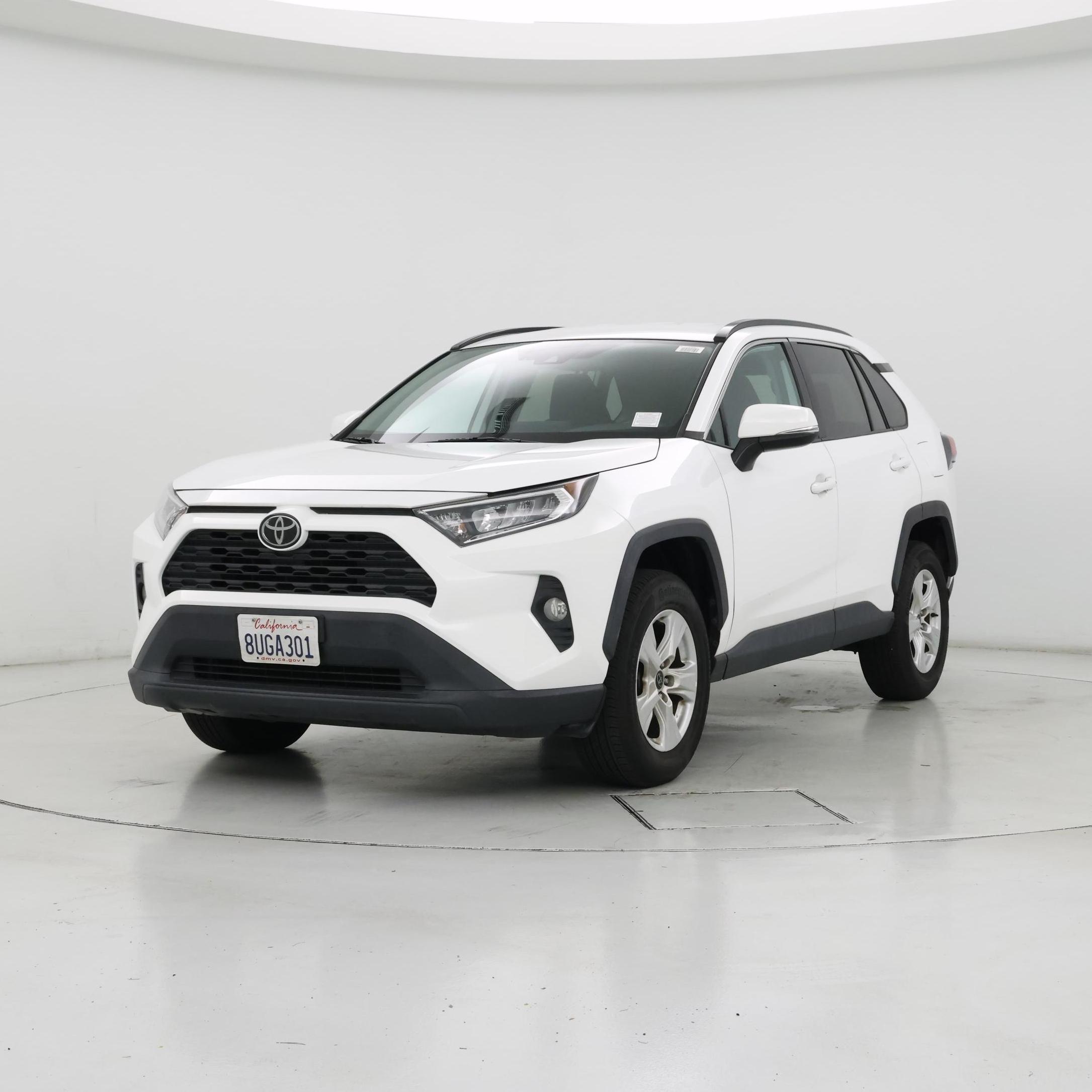 Thumbnail: 2021 Toyota RAV4 - 4