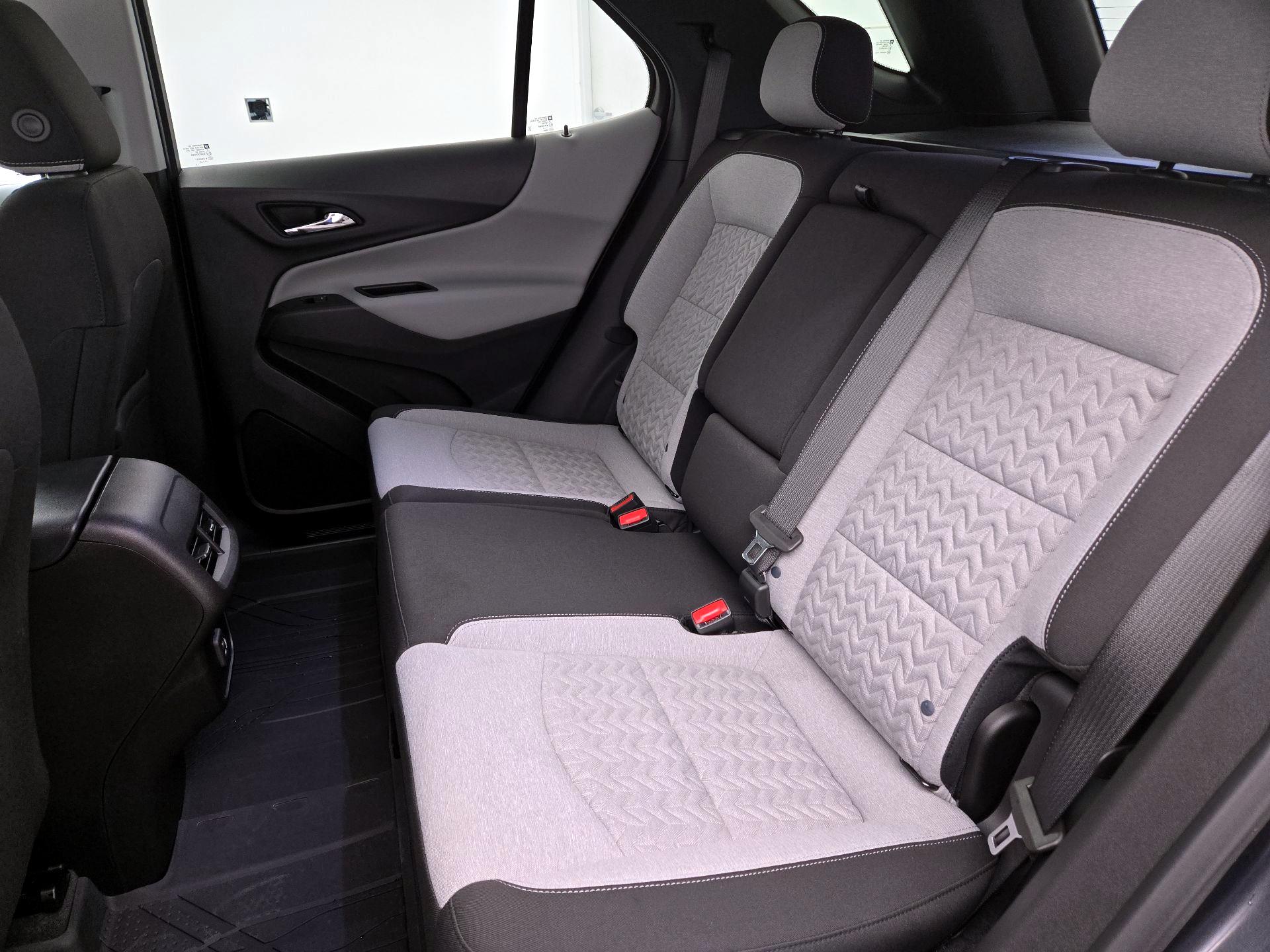 Thumbnail: 2022 Chevrolet Equinox - 19