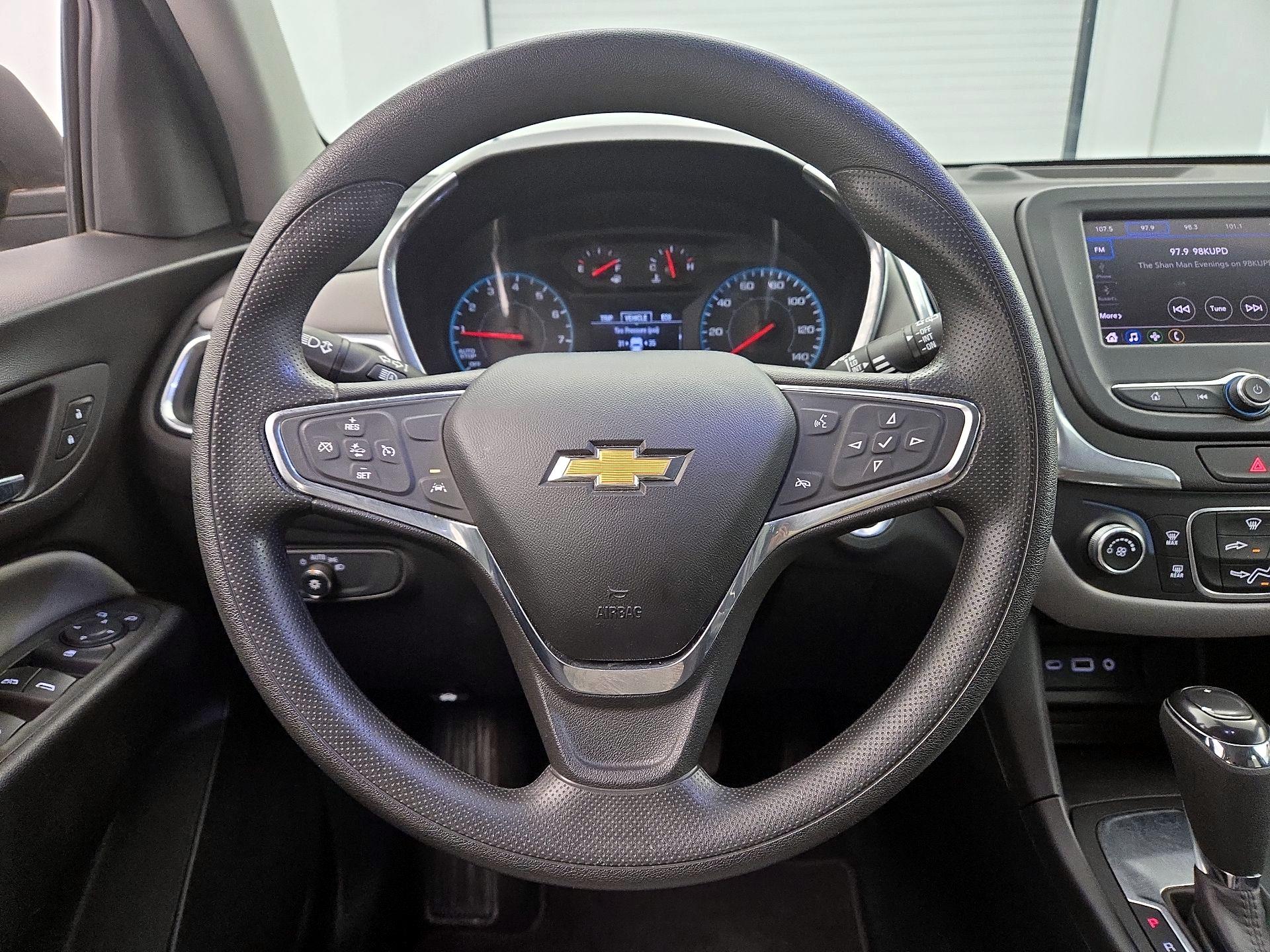 Thumbnail: 2020 Chevrolet Equinox - 10