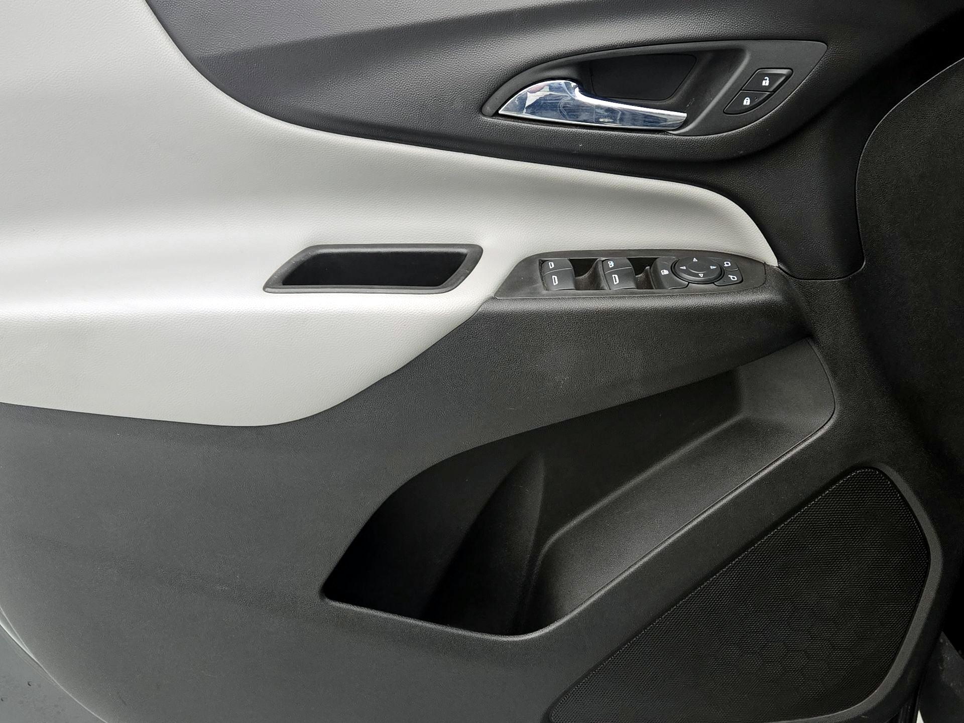 Thumbnail: 2020 Chevrolet Equinox - 12
