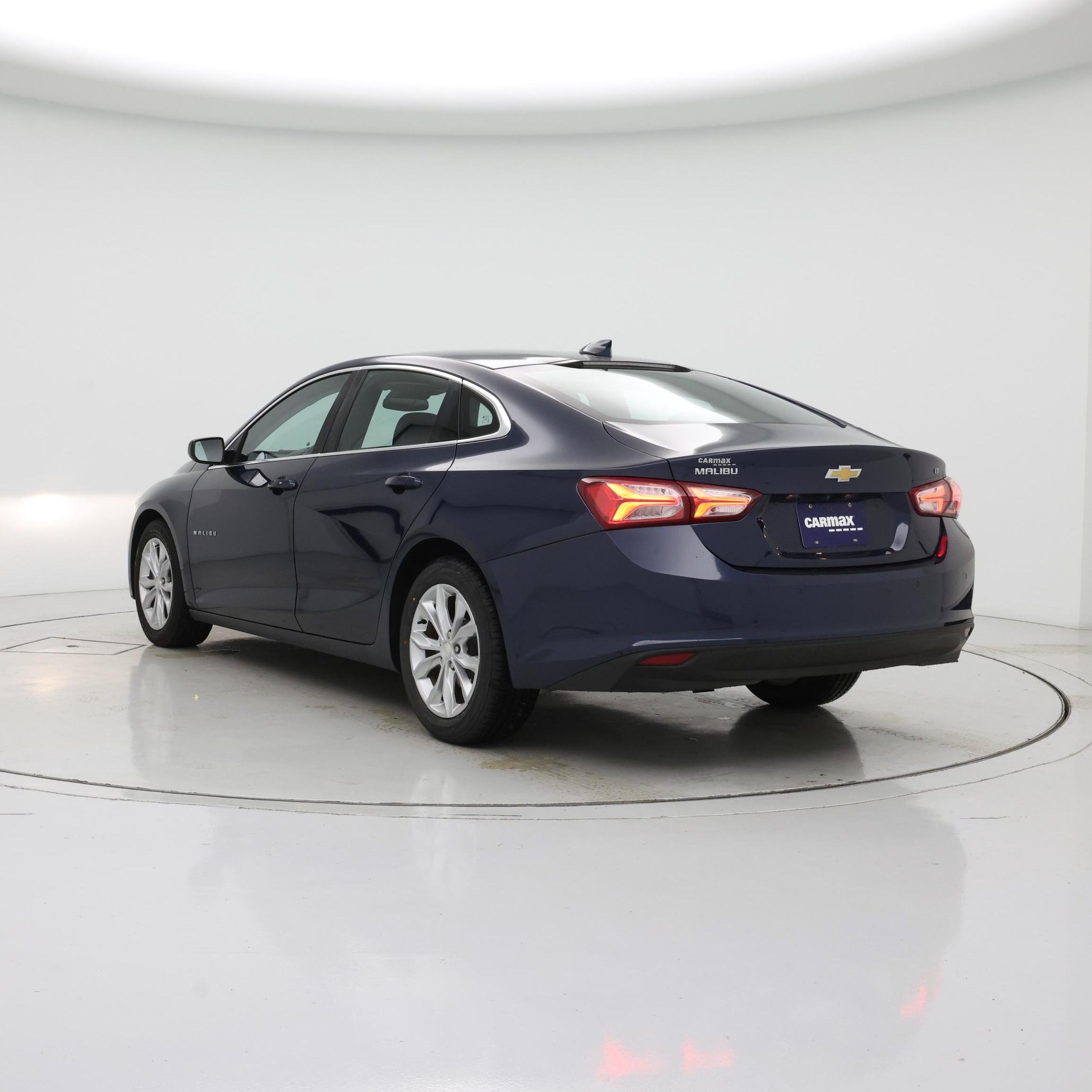 Thumbnail: 2020 Chevrolet Malibu - 2