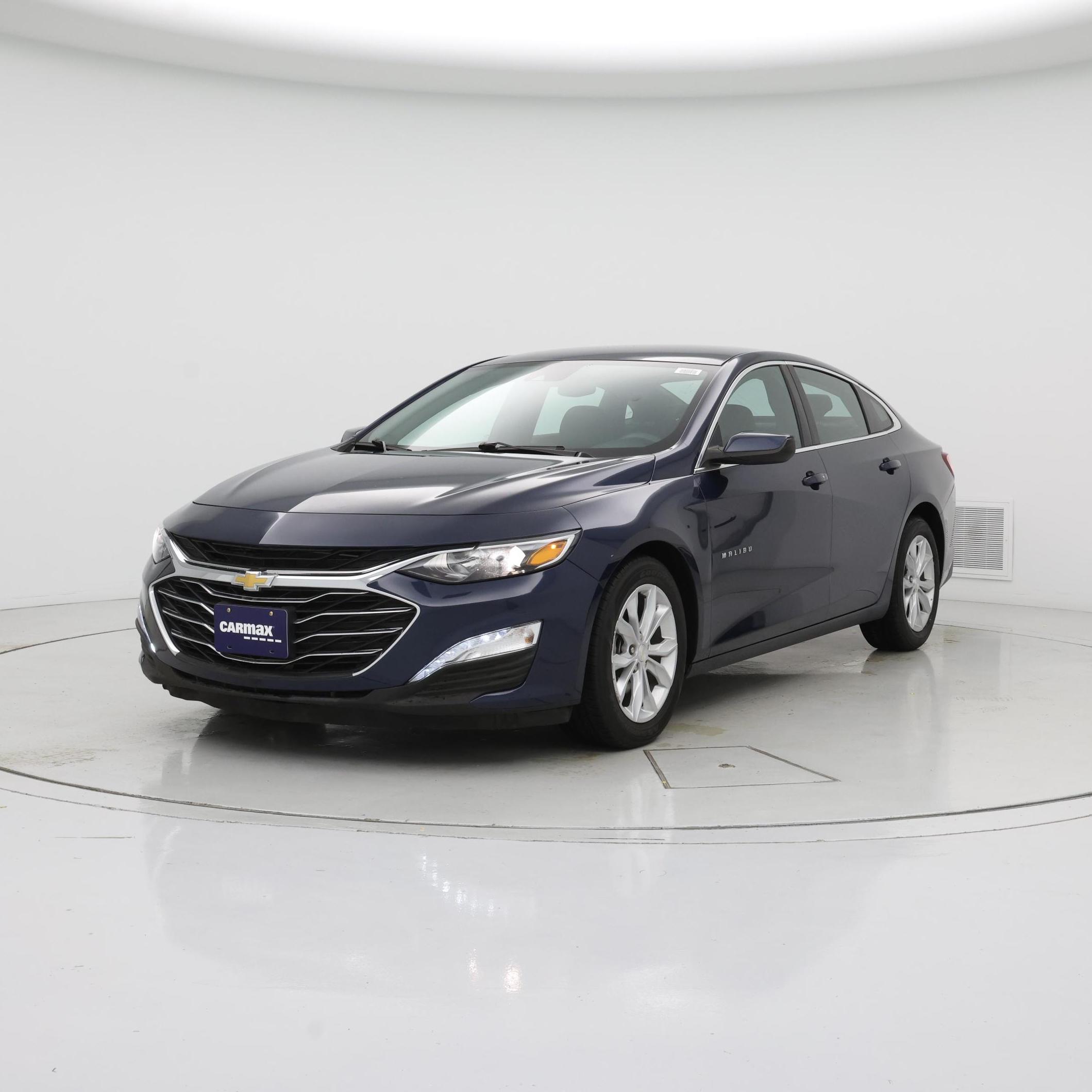 Thumbnail: 2020 Chevrolet Malibu - 4