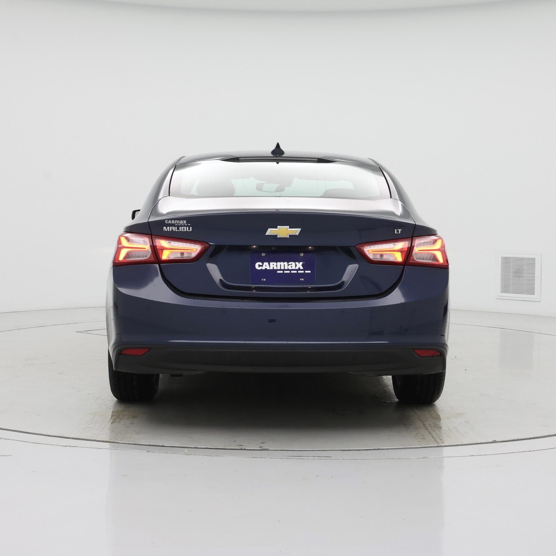 Thumbnail: 2020 Chevrolet Malibu - 6