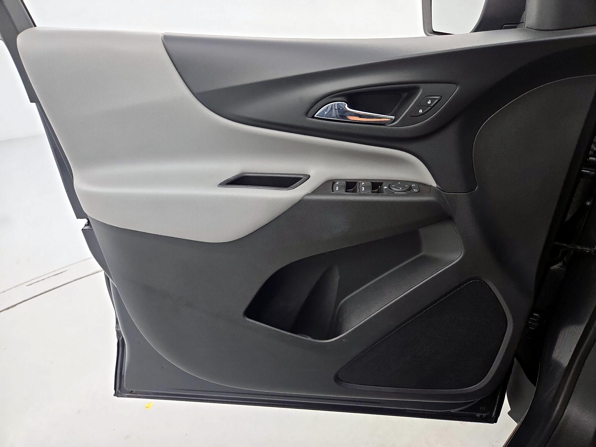 Thumbnail: 2021 Chevrolet Equinox - 12