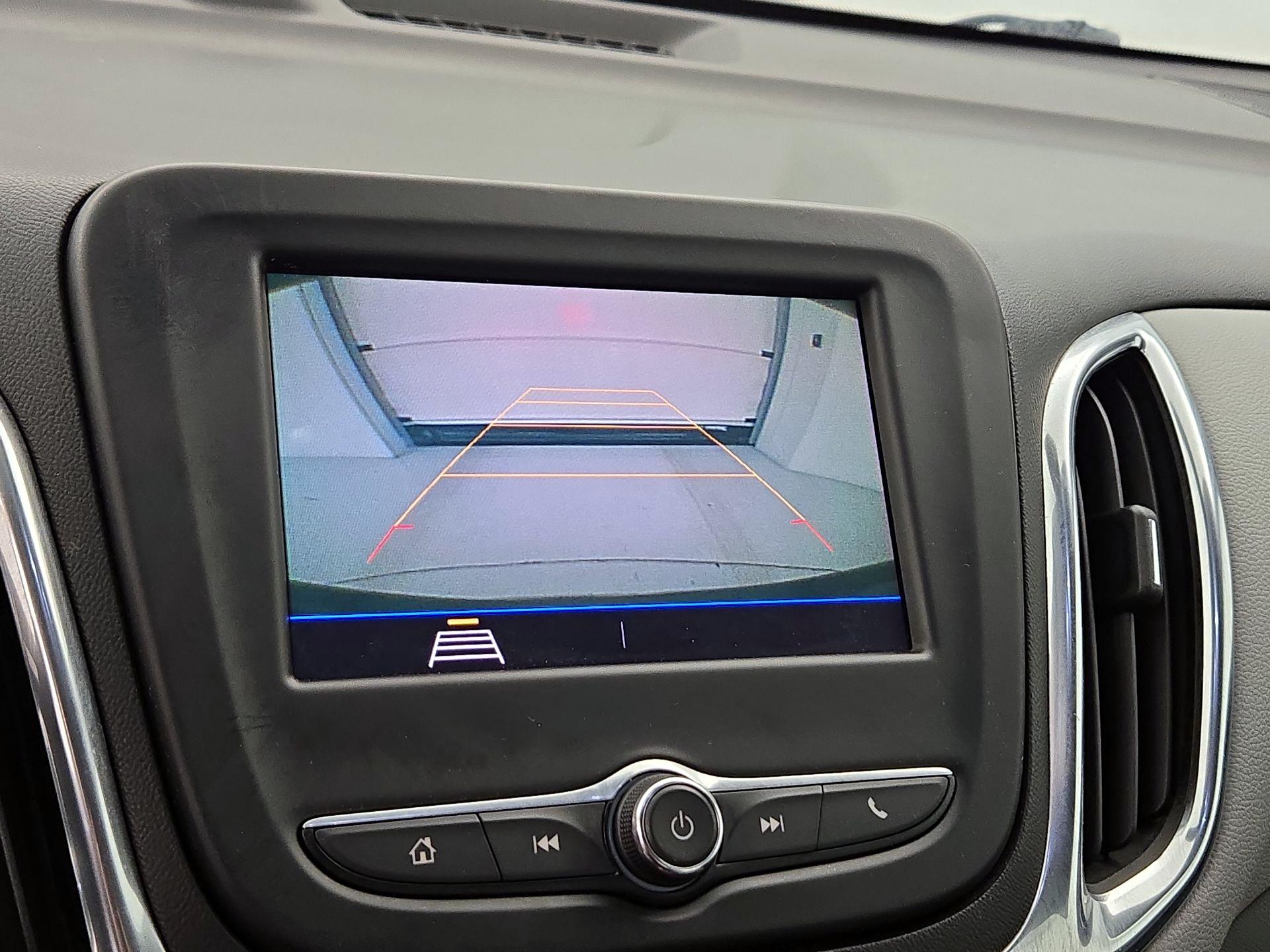 Thumbnail: 2021 Chevrolet Equinox - 14