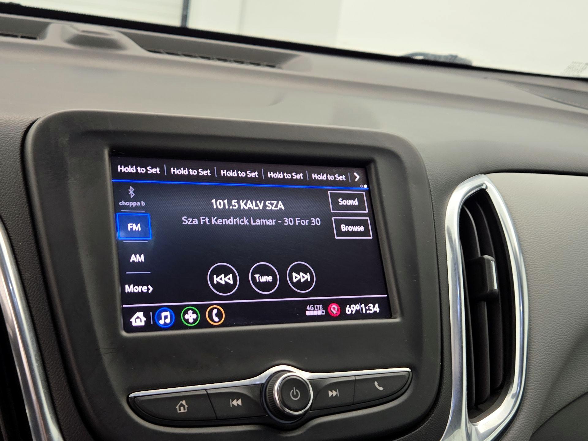 Thumbnail: 2021 Chevrolet Equinox - 15