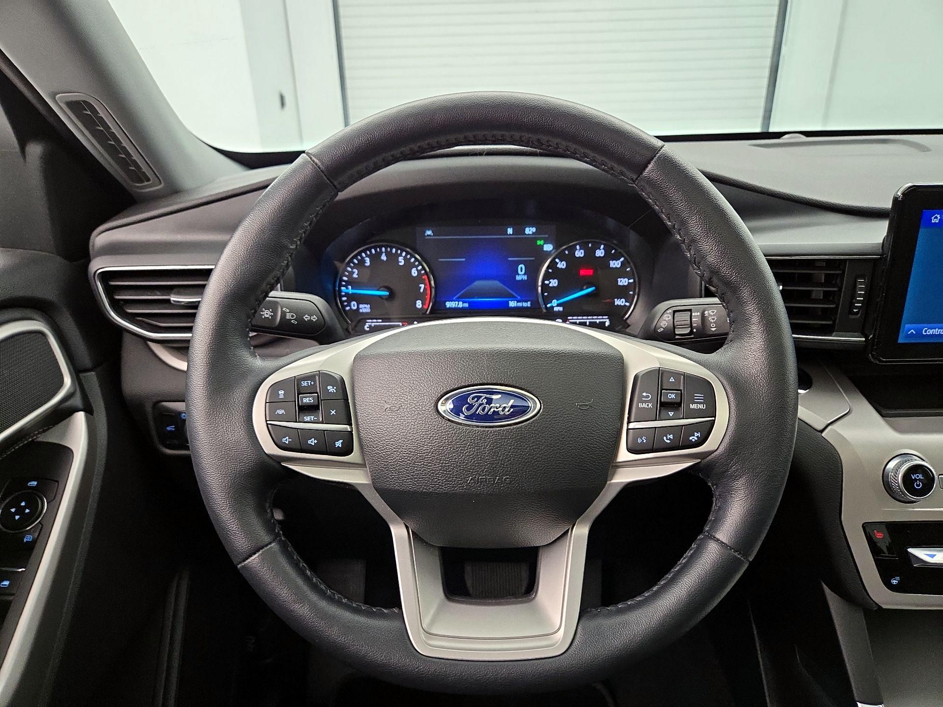 Thumbnail: 2023 Ford Explorer - 10