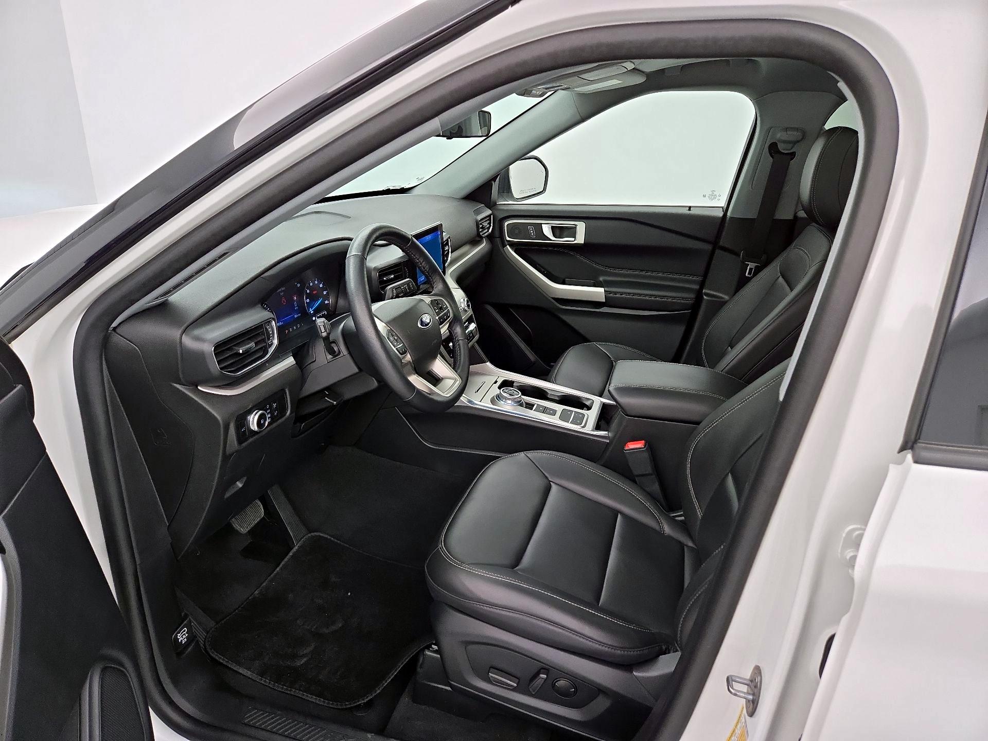 Thumbnail: 2023 Ford Explorer - 11
