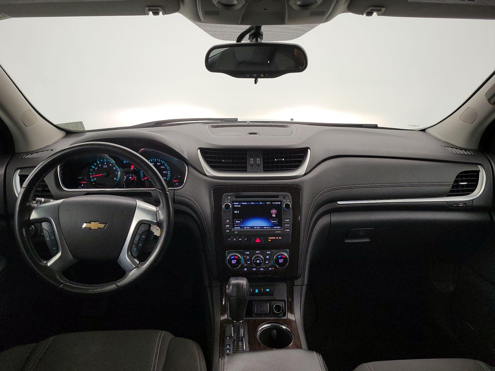 Thumbnail: 2016 Chevrolet Traverse - 9