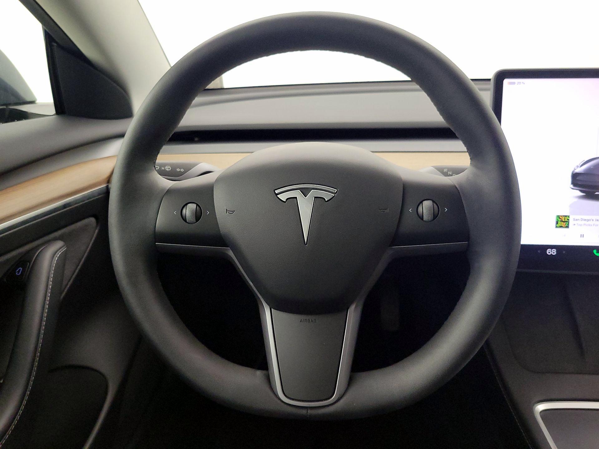 Thumbnail: 2022 Tesla Model 3 - 10