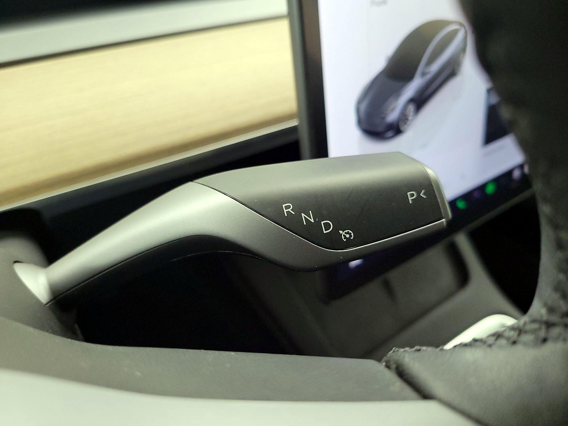 Thumbnail: 2022 Tesla Model 3 - 17
