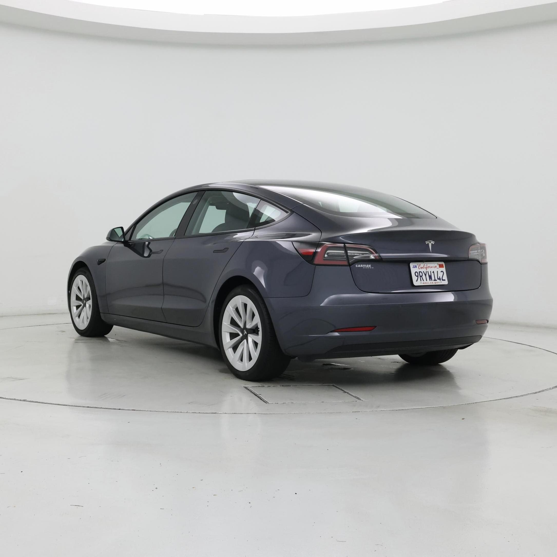 Thumbnail: 2022 Tesla Model 3 - 2