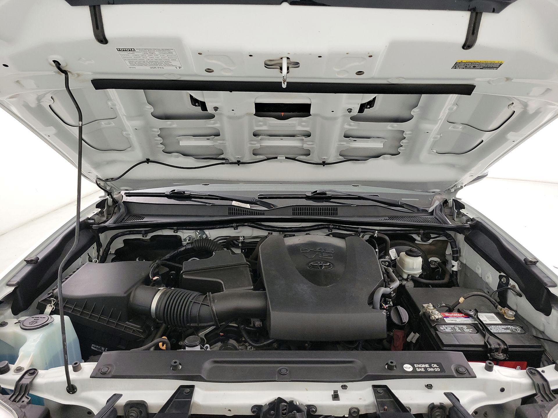 Thumbnail: 2018 Toyota Tacoma - 20
