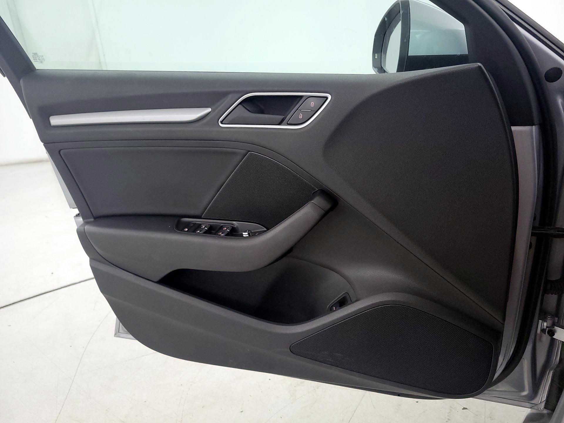 Thumbnail: 2016 Audi A3 - 12
