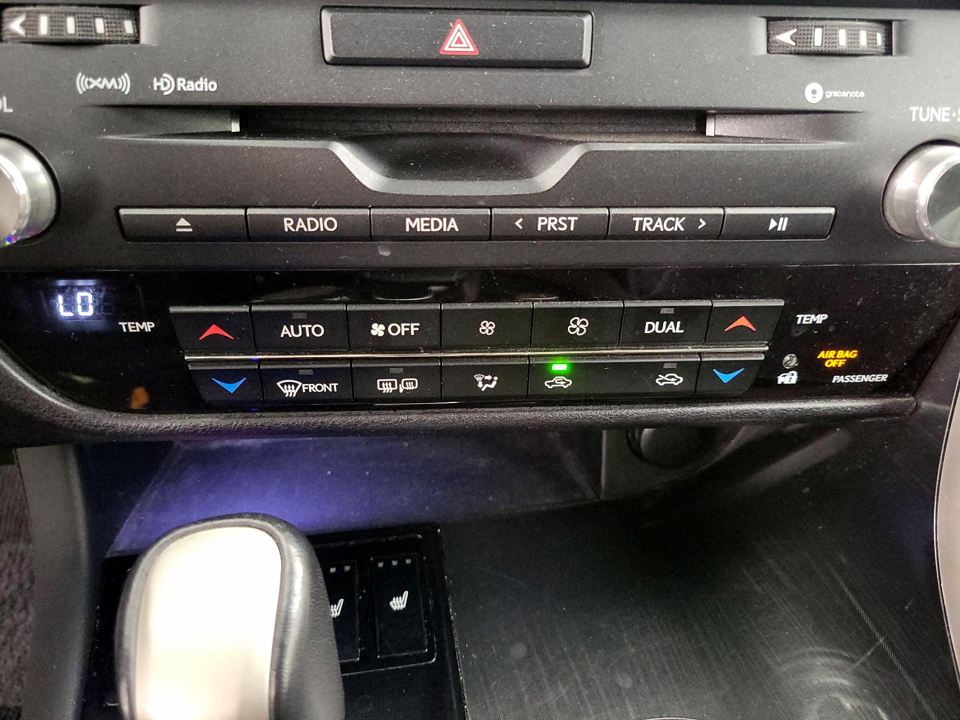 Thumbnail: 2019 Lexus RX - 16